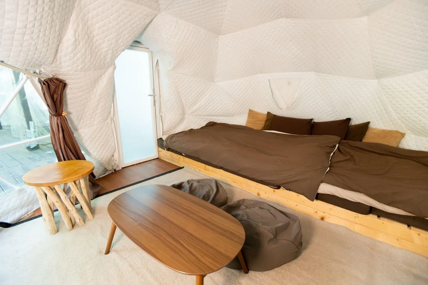 Bed in Nagano GLAMPINGBASE enCamp