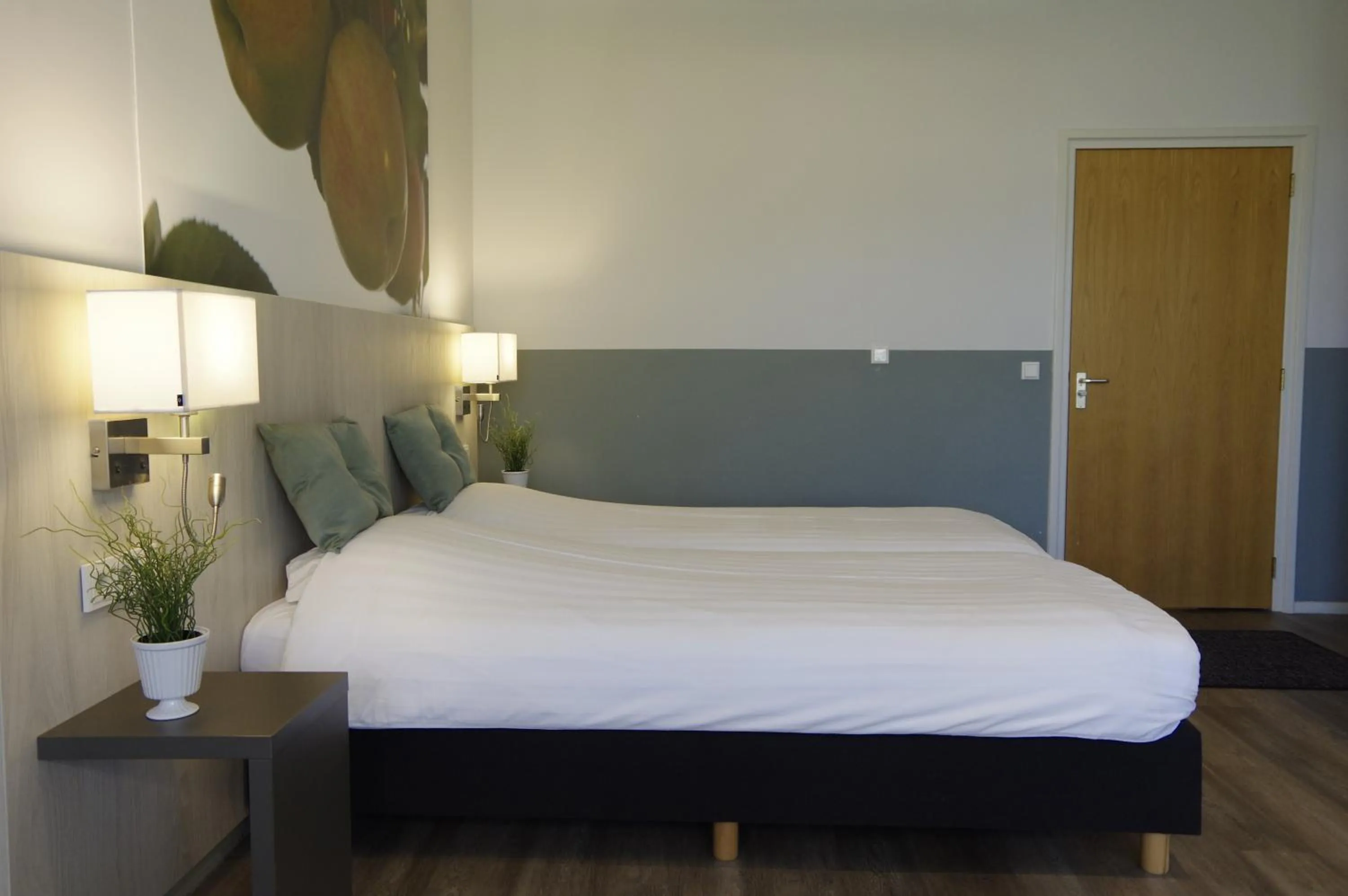 Bed in Hotel and Restaurant van Saaze