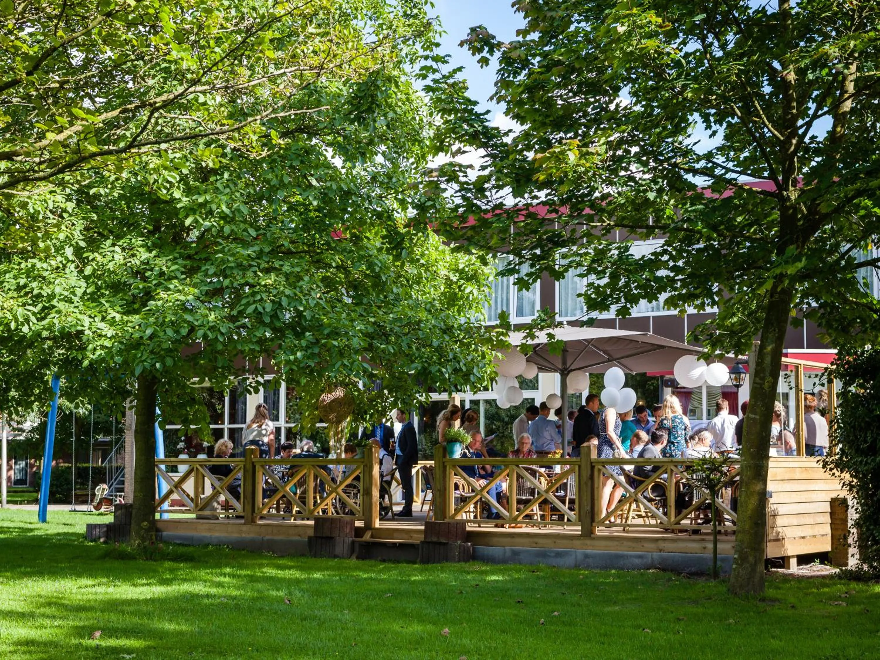 Restaurant/places to eat in Hotel and Restaurant van Saaze