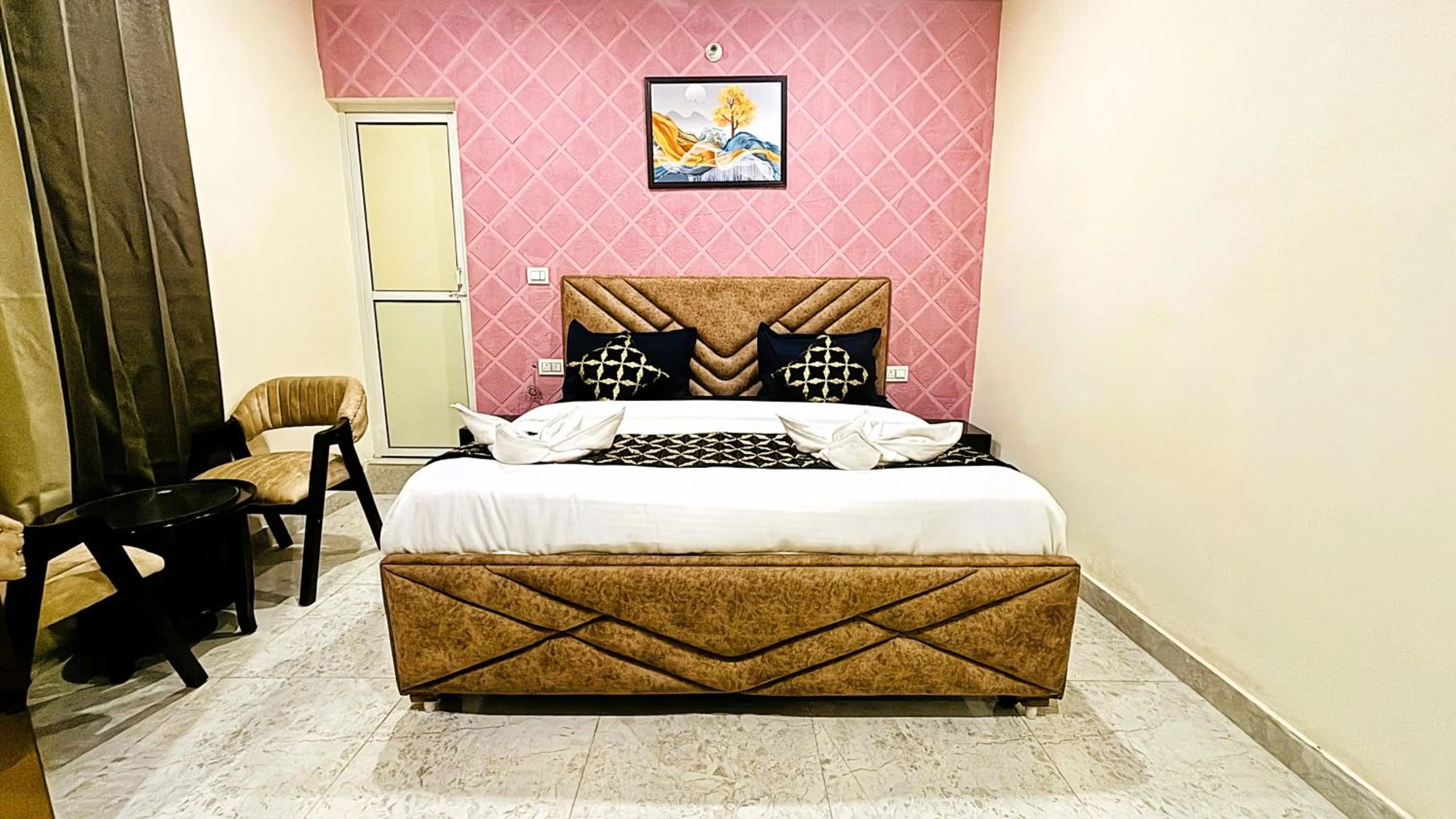 Bed in Hotel Grand Parador