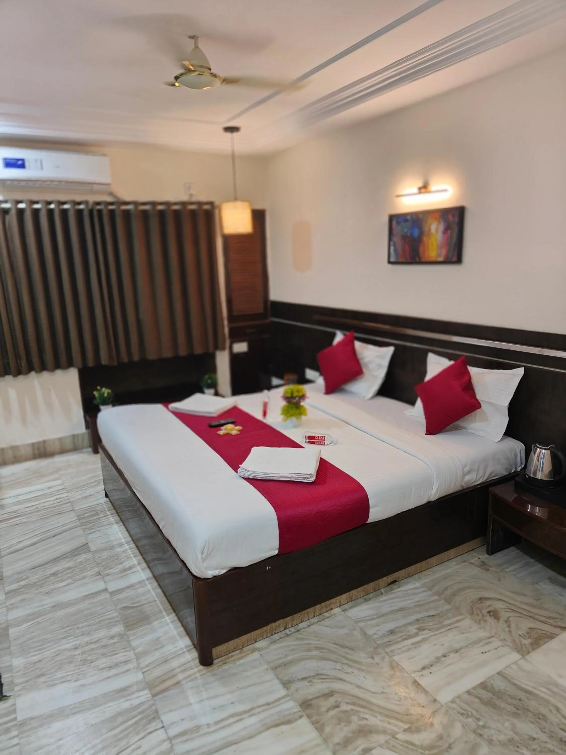 Bedroom, Bed in Hotel Shirdi Park Inn 80 Meters From Sai Samadhi Temple