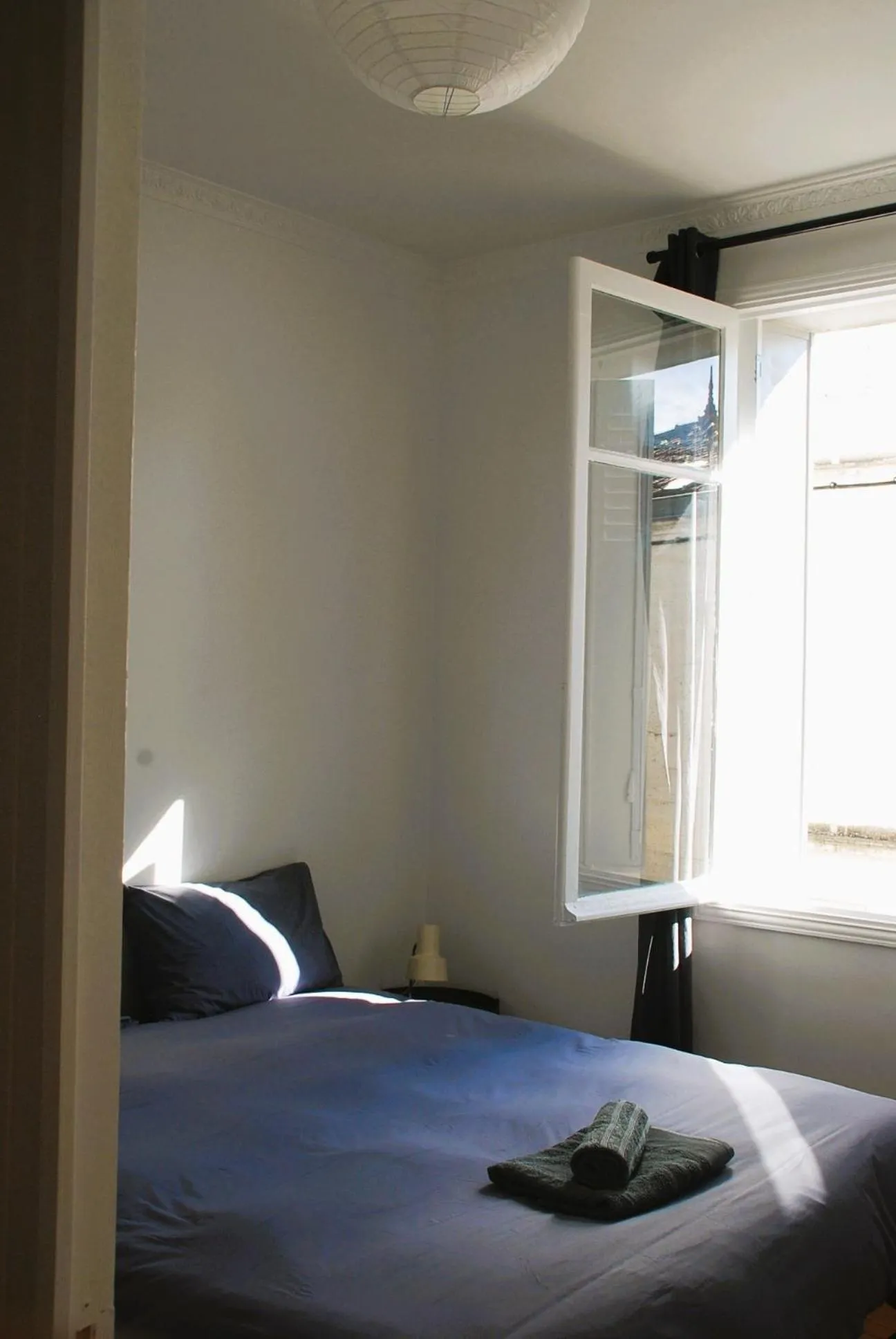 Bedroom, Bed in Fanfrelin joli T3 centre ville