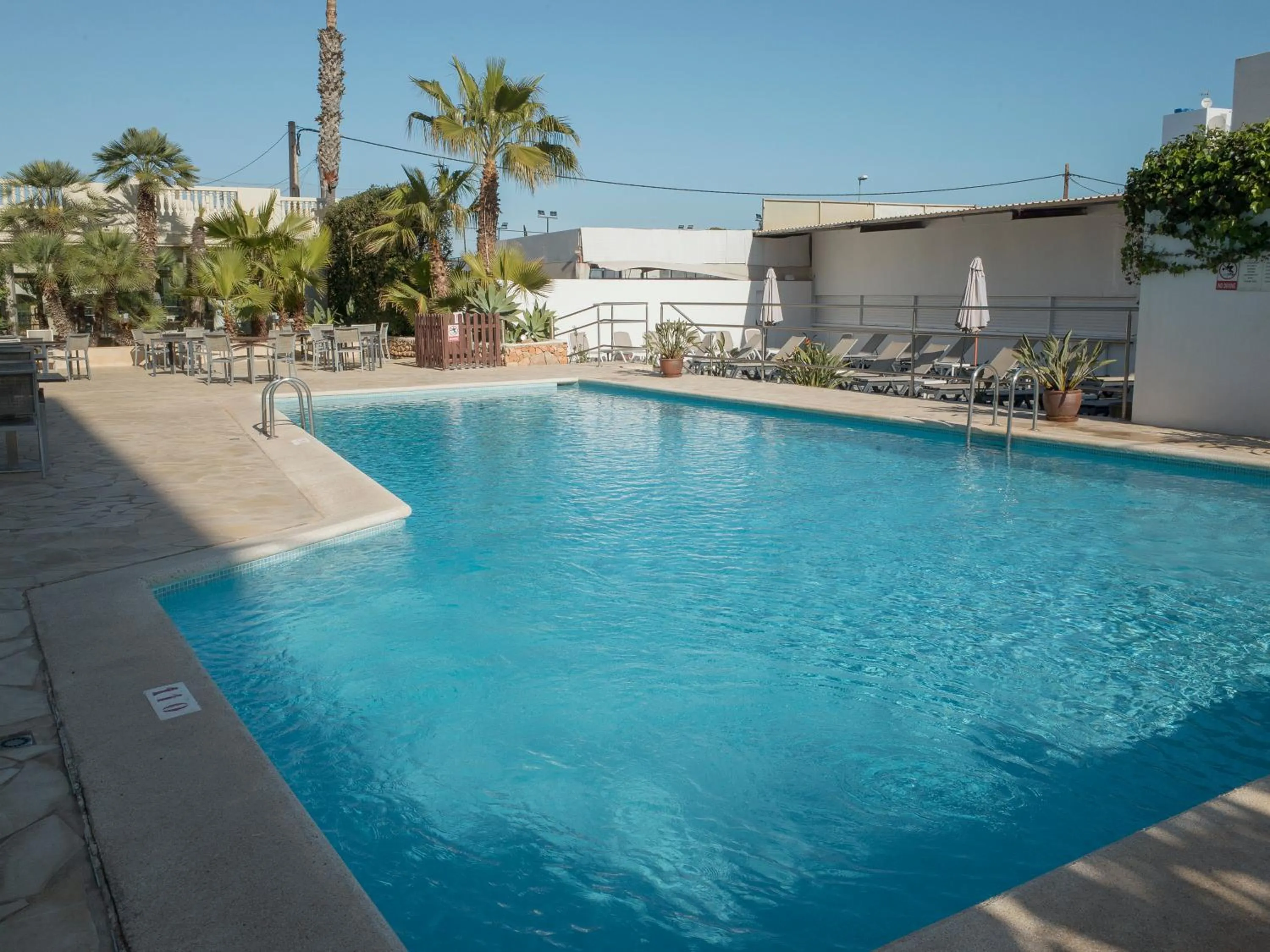 Balcony/Terrace, Swimming Pool in Paraiso Beach by Hoteles Centric -Adult Only