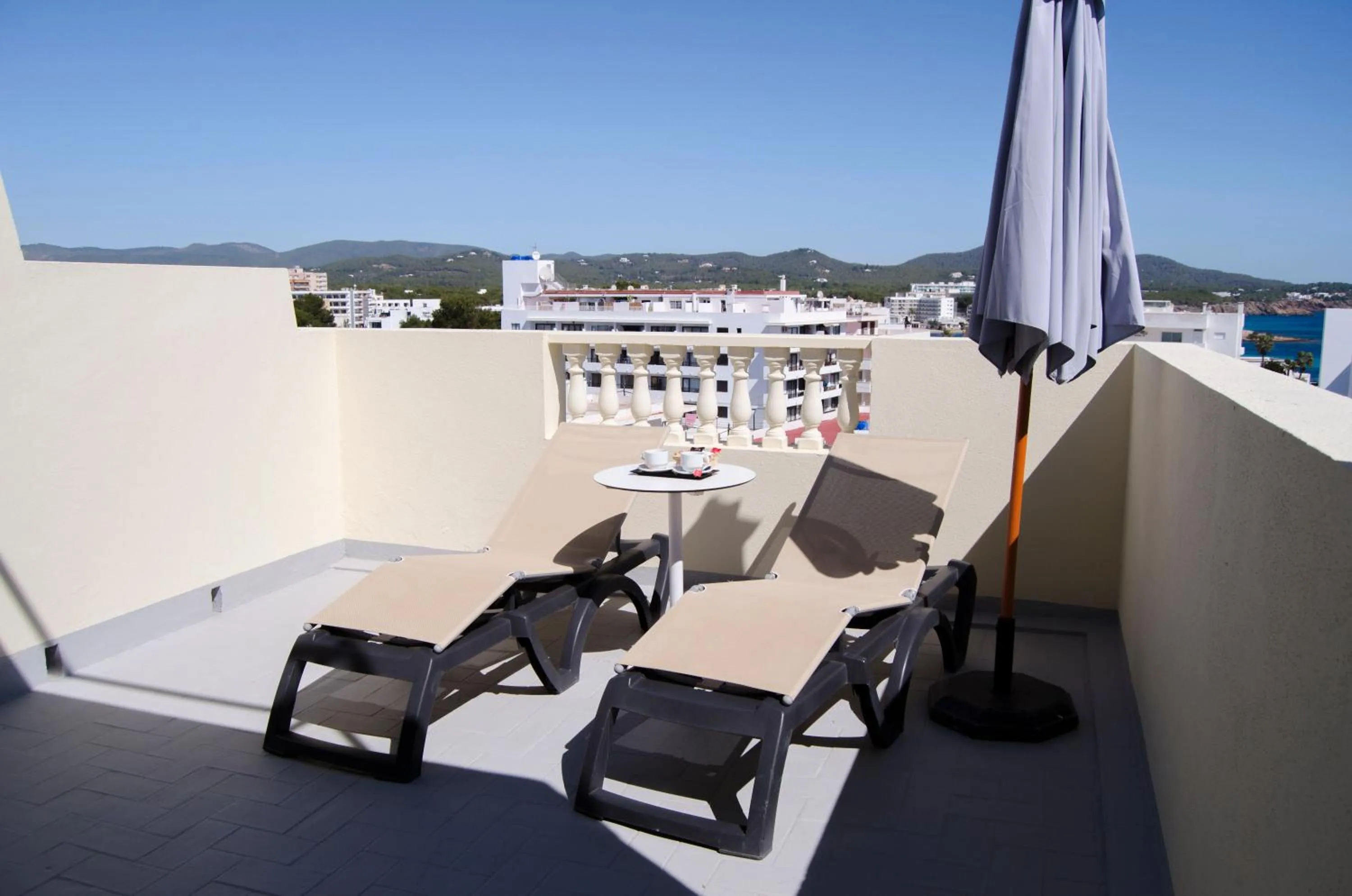 Sea view, Balcony/Terrace in Paraiso Beach by Hoteles Centric -Adult Only