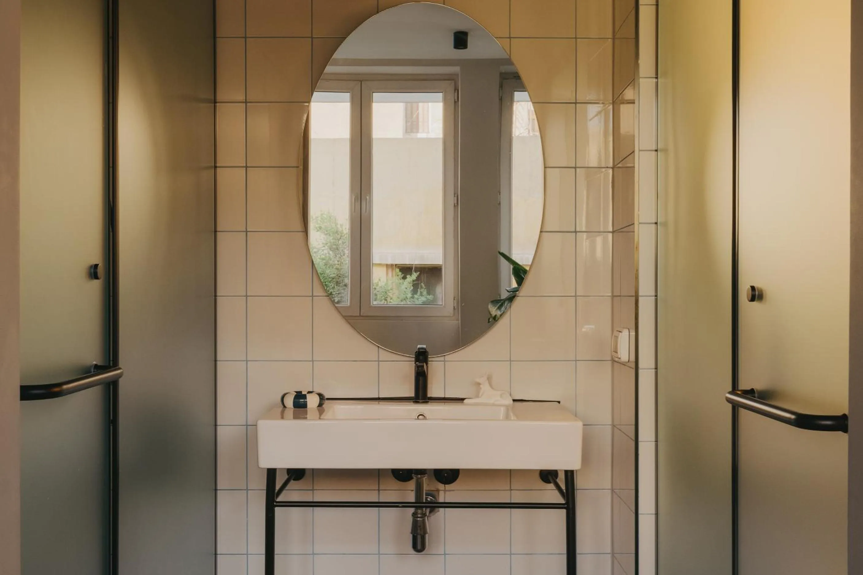 Brassbell l DT l Hannaux l Tahrir sq