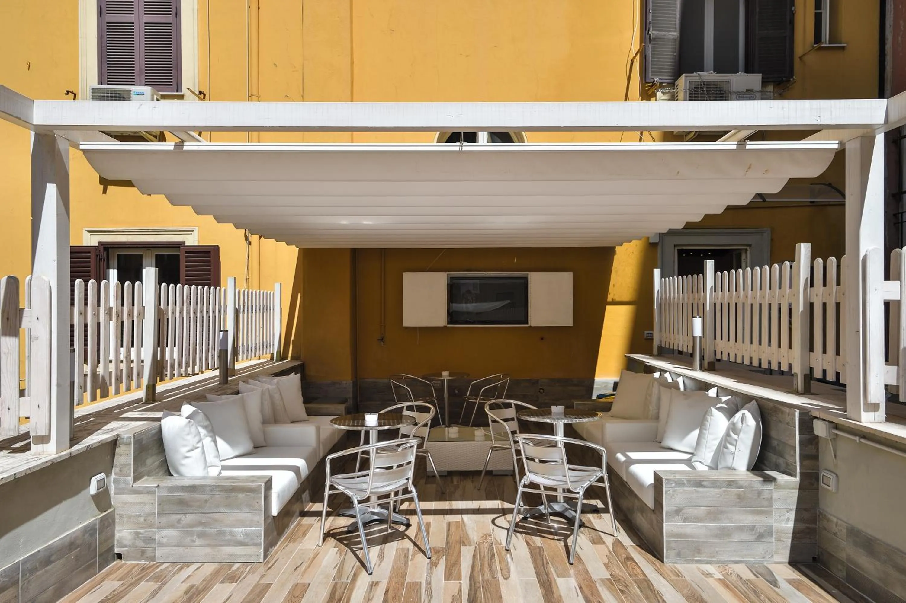 Bed in Vatican's Roof