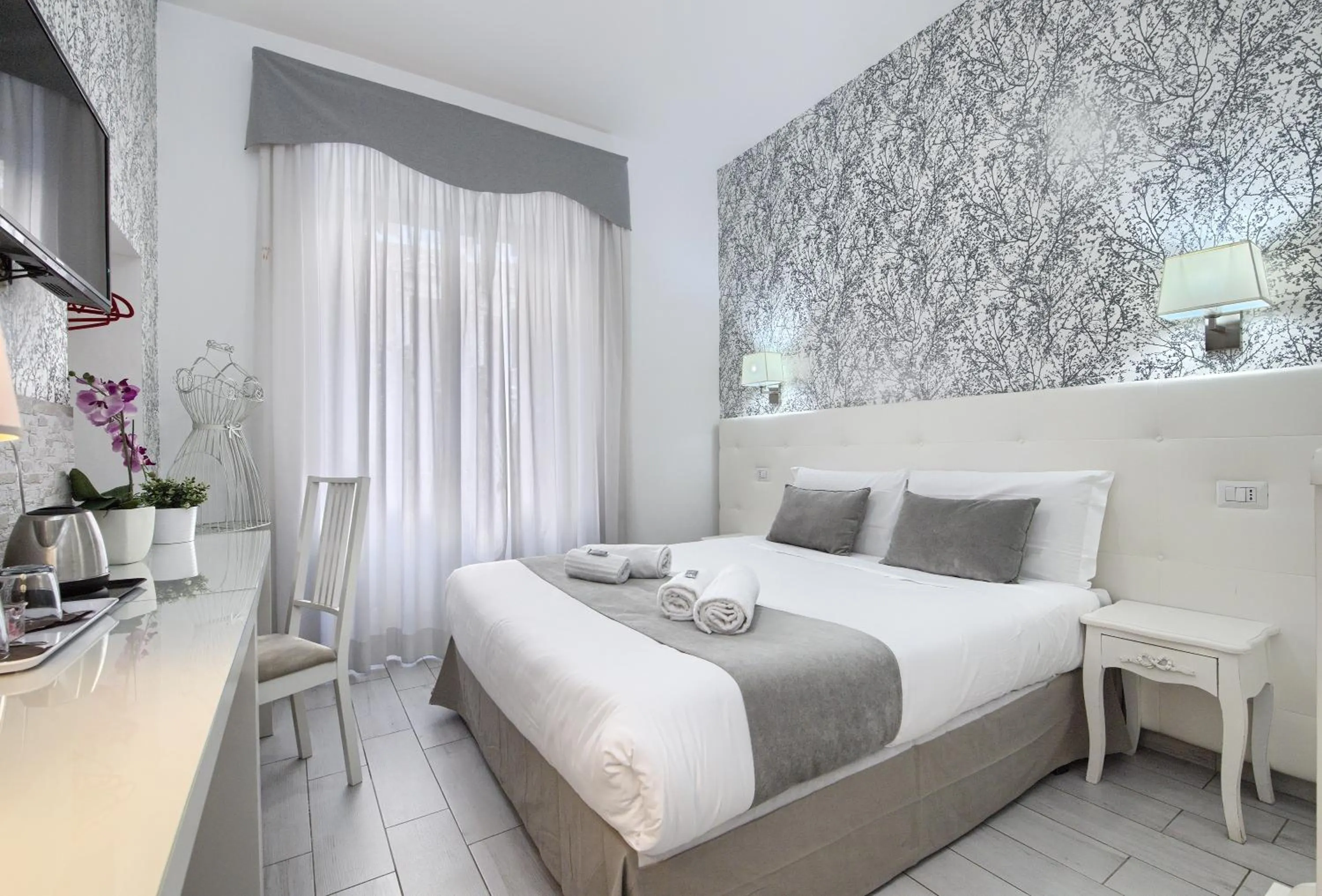 Bathroom, Bed in Vatican's Roof