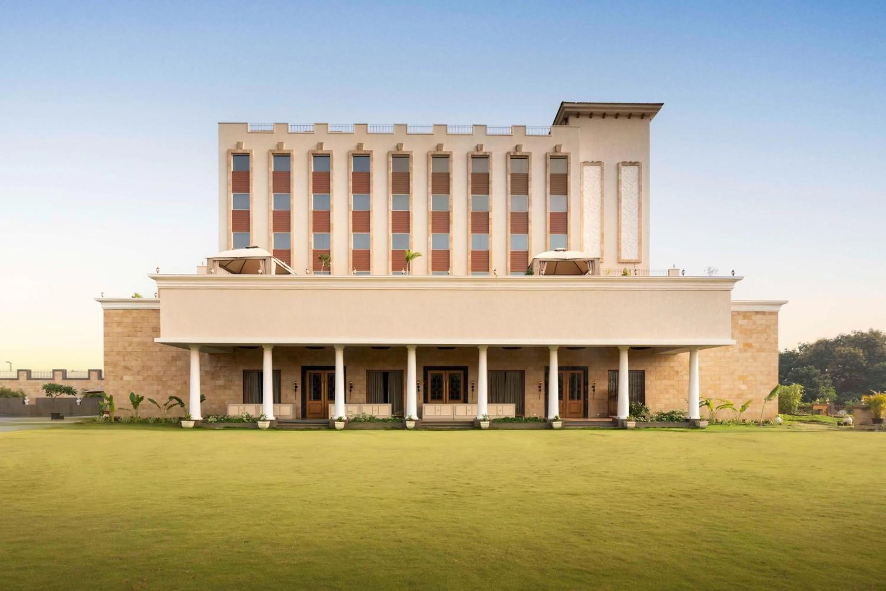 Property building in Jasraj Palace Yavatmal Hotel, a member of Radisson Individuals