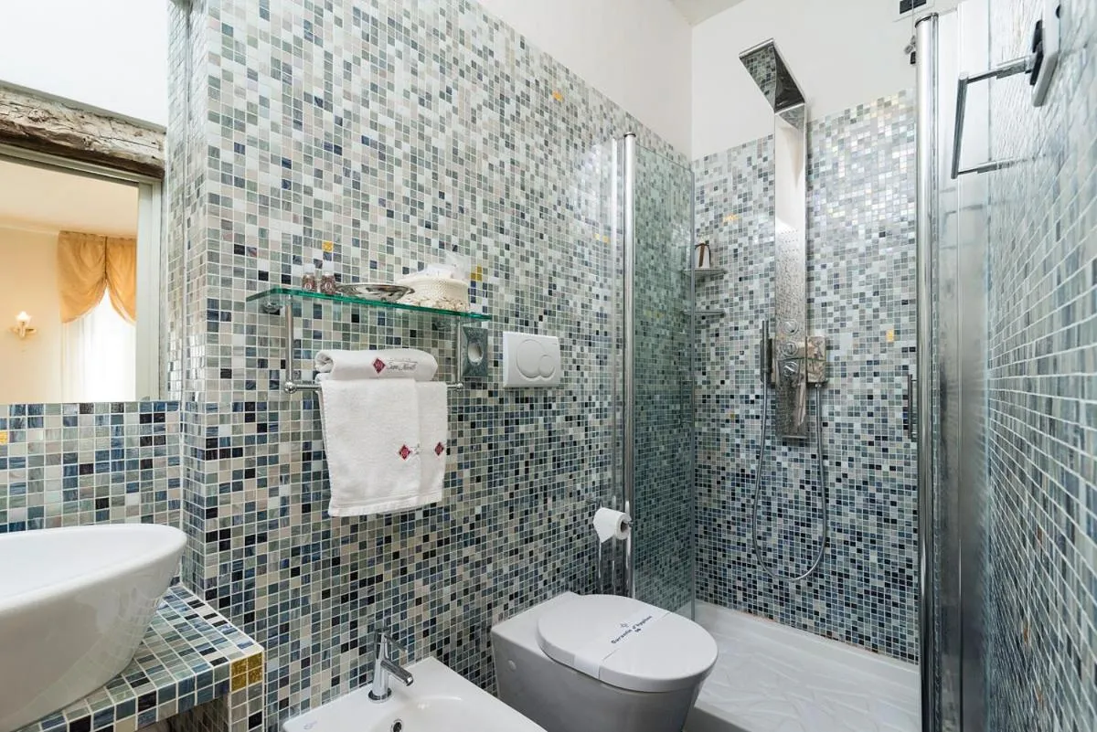 Bathroom in Hotel Relais San Nicolò