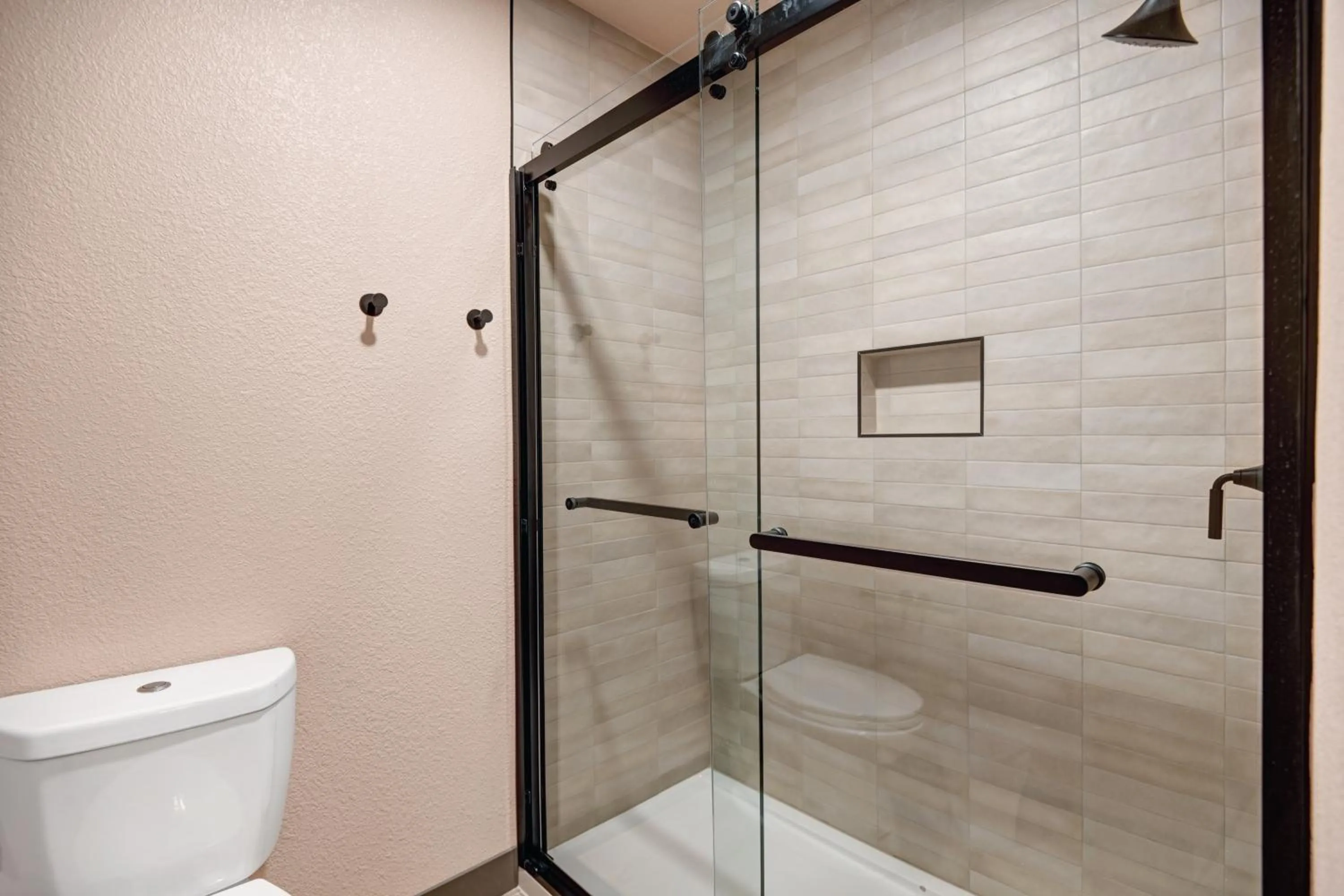 Bathroom in The Dunes Hotel (Palm Springs)