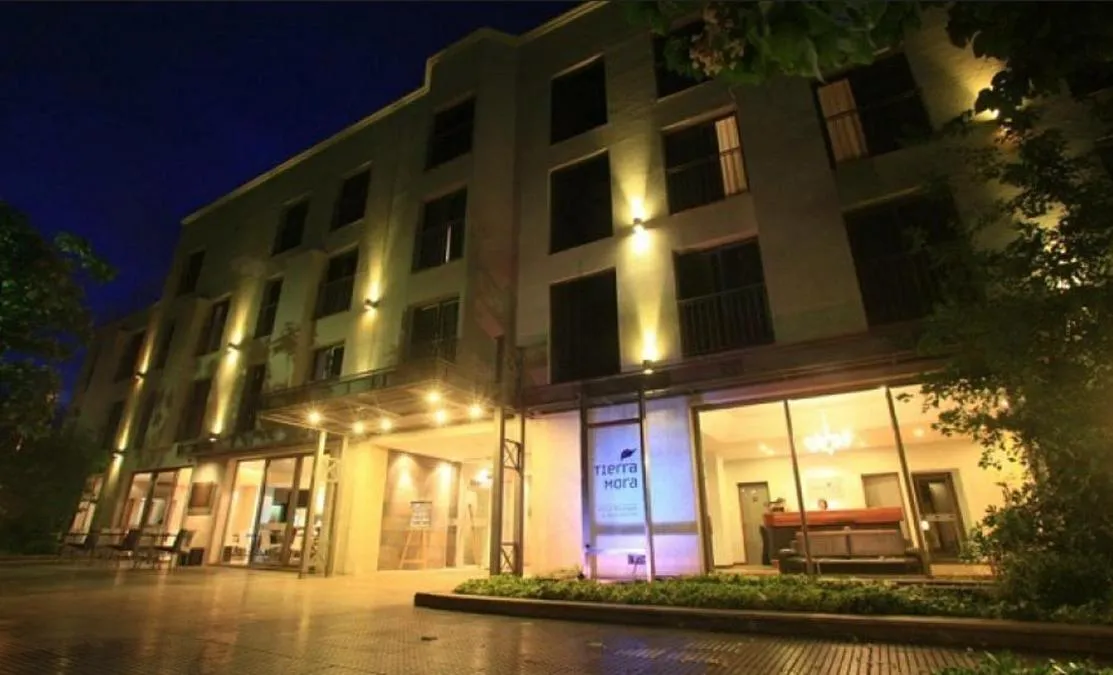 Property building in Tierra Mora