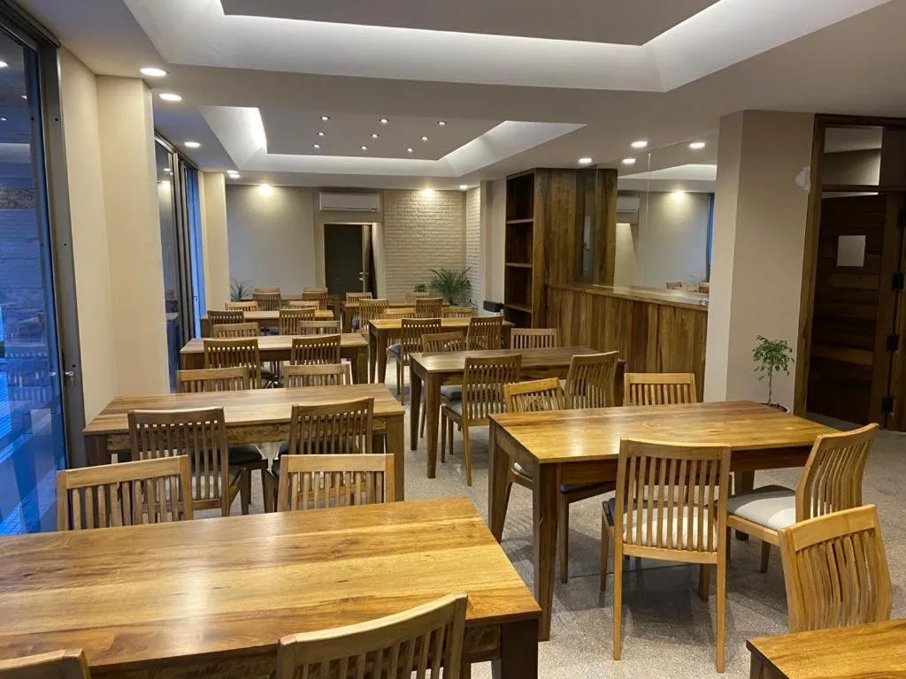 Breakfast in Tierra Mora