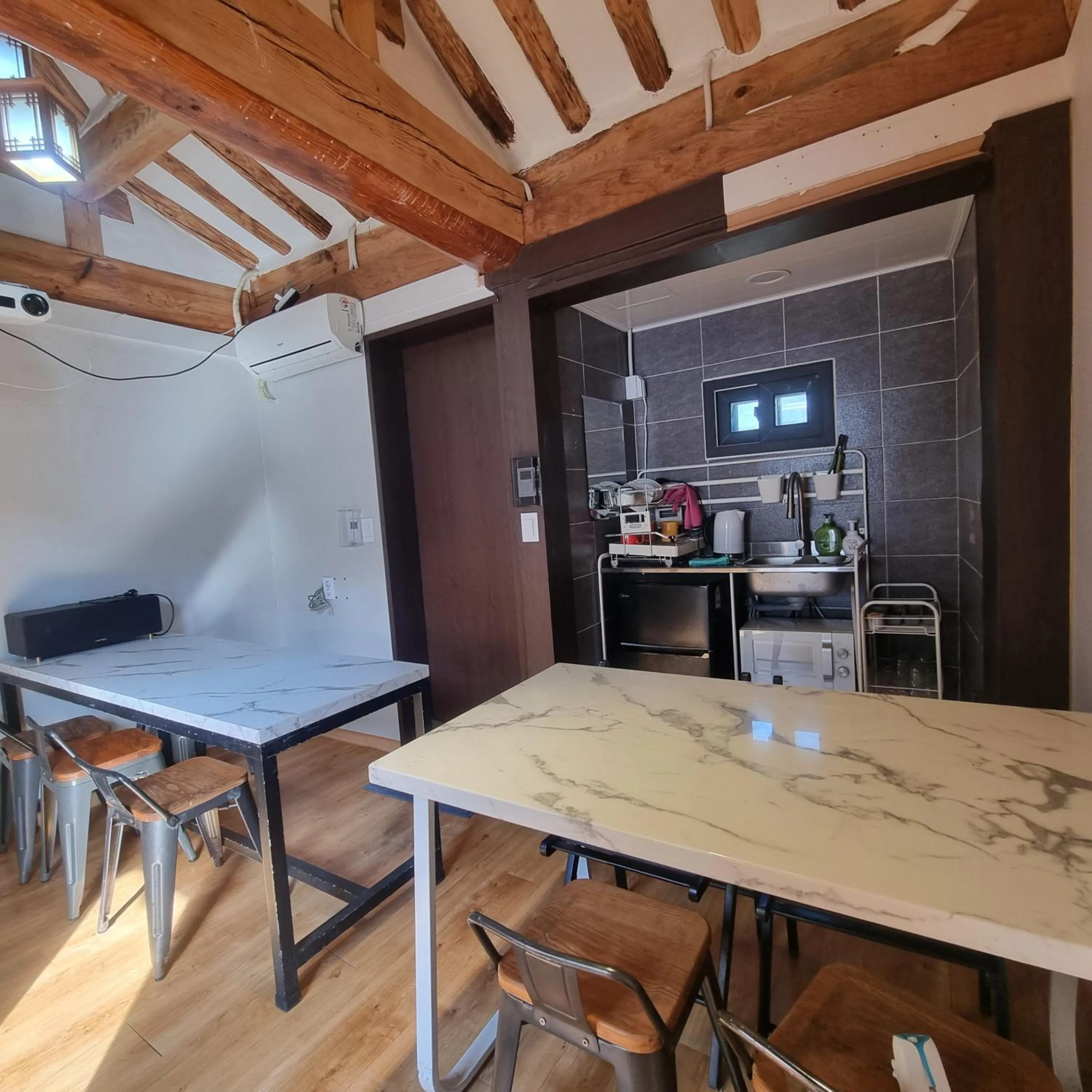 Bibimbap Hanok Guesthouse Gyeongbokgung