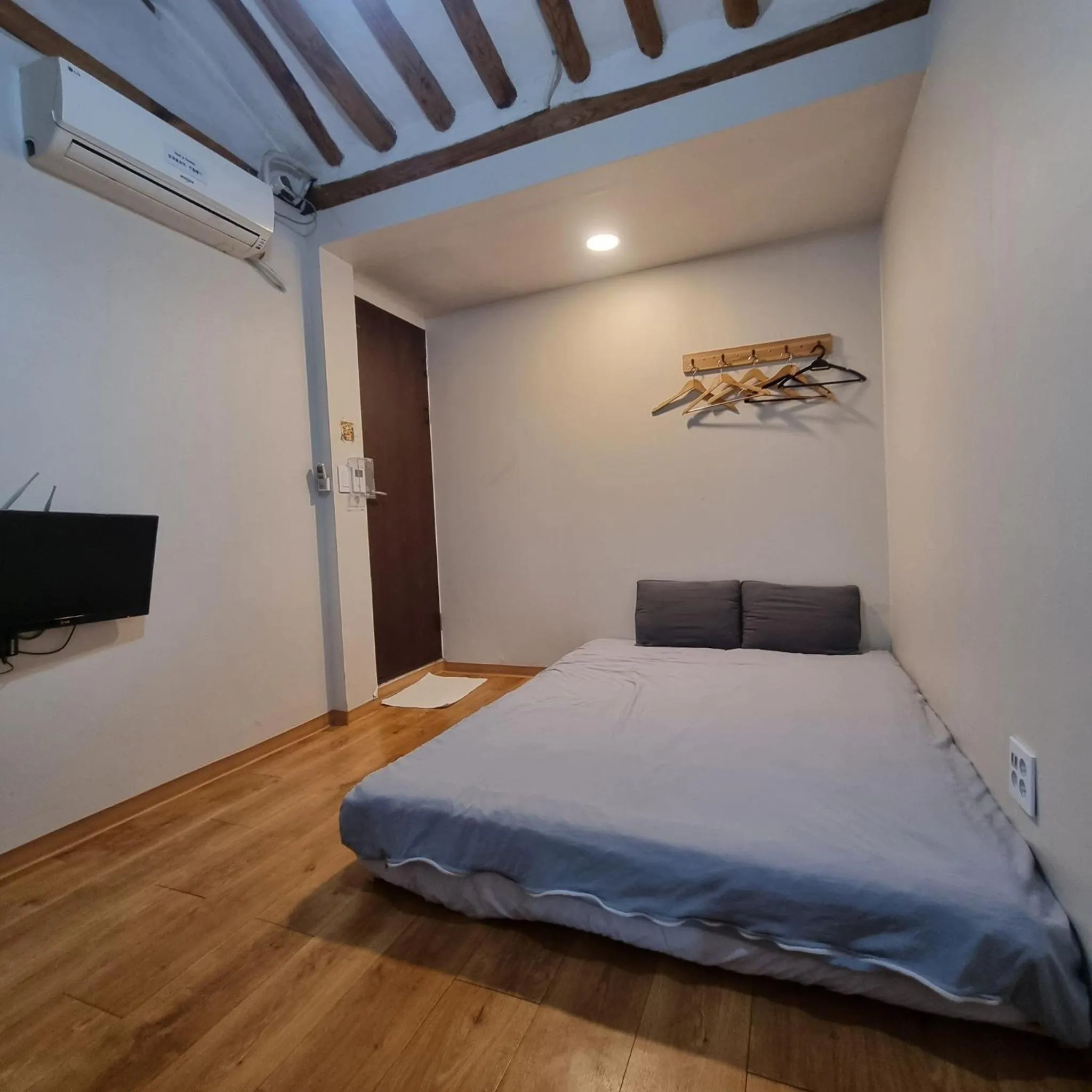 Bed in Bibimbap Hanok Guesthouse Gyeongbokgung