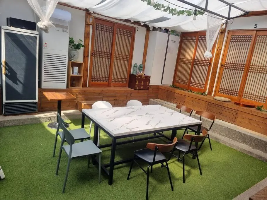 Bibimbap Hanok Guesthouse Gyeongbokgung