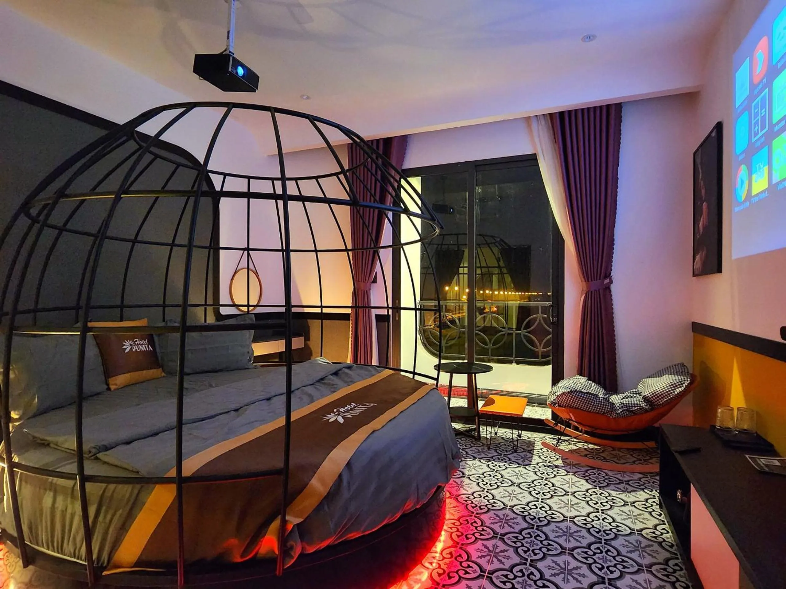 Bedroom, Bed in Punita Hotel