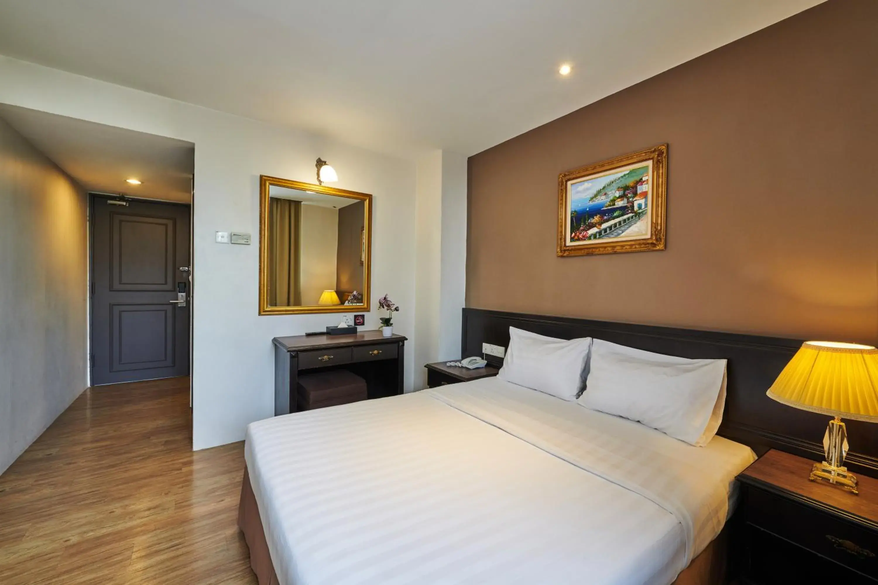 Deluxe Queen Room in PJ De Inn Hotel Deluxe Queen Room in PJ De Inn Hotel