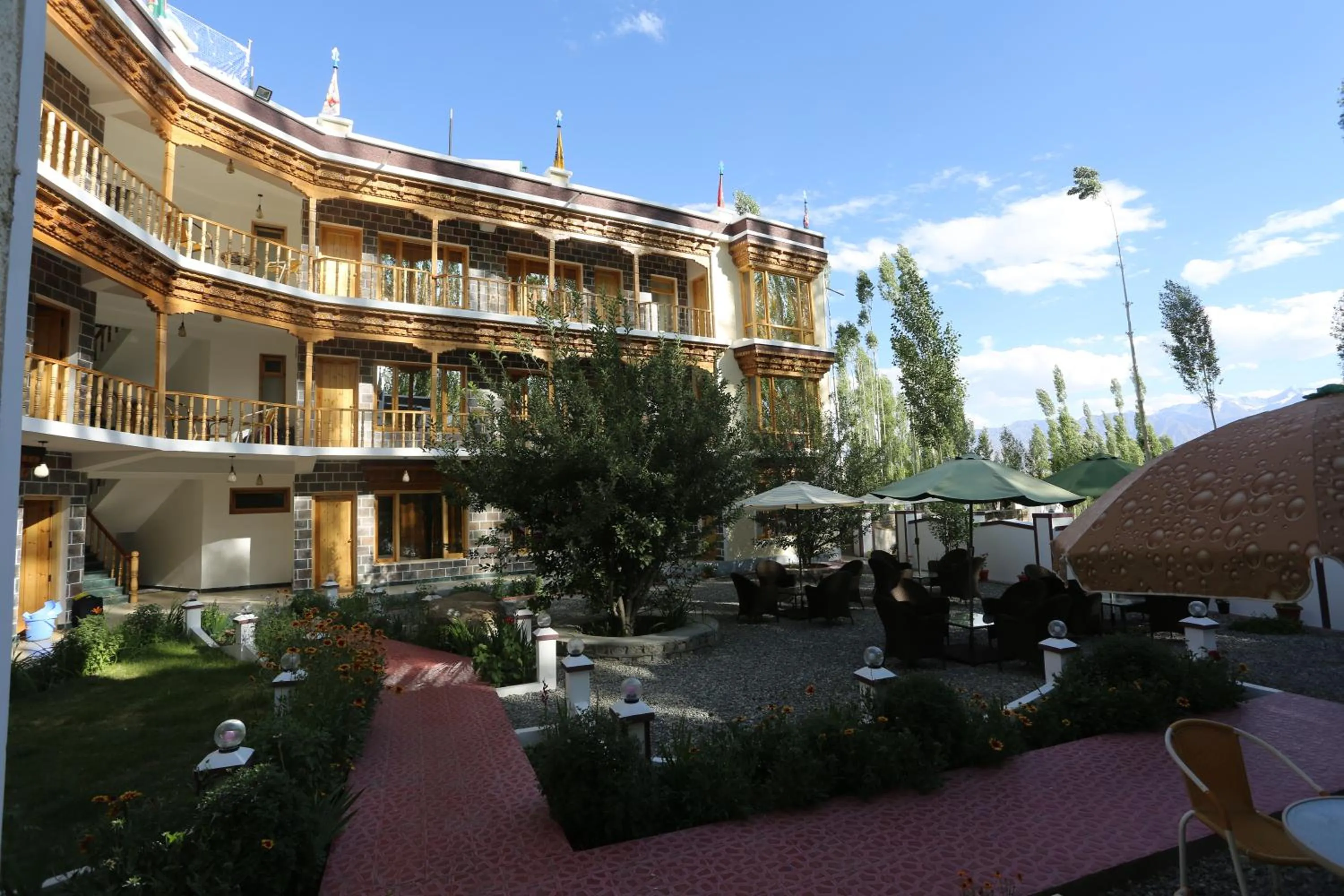 Property building in Hotel Lhalingkha