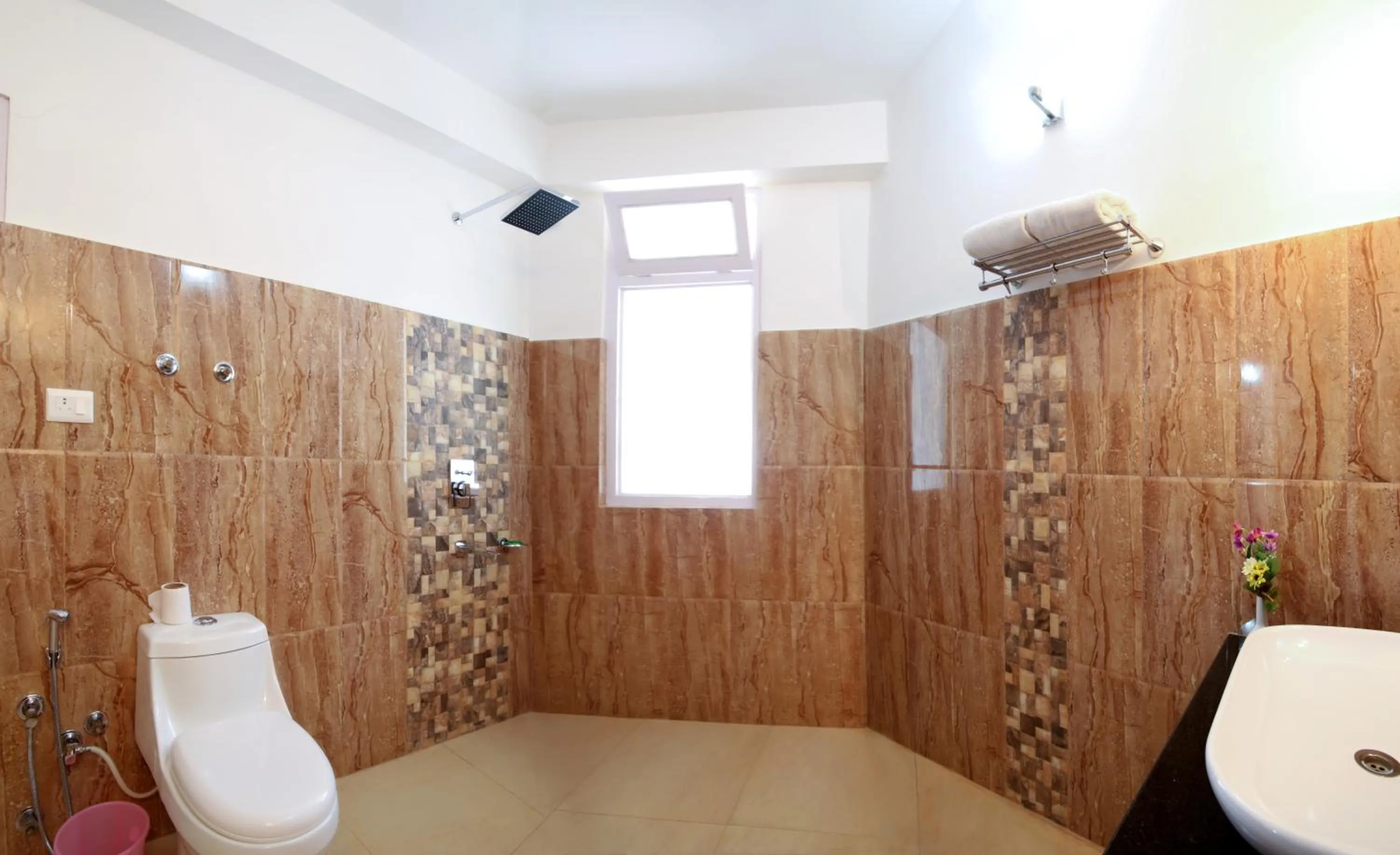 Bathroom in Hotel Lhalingkha