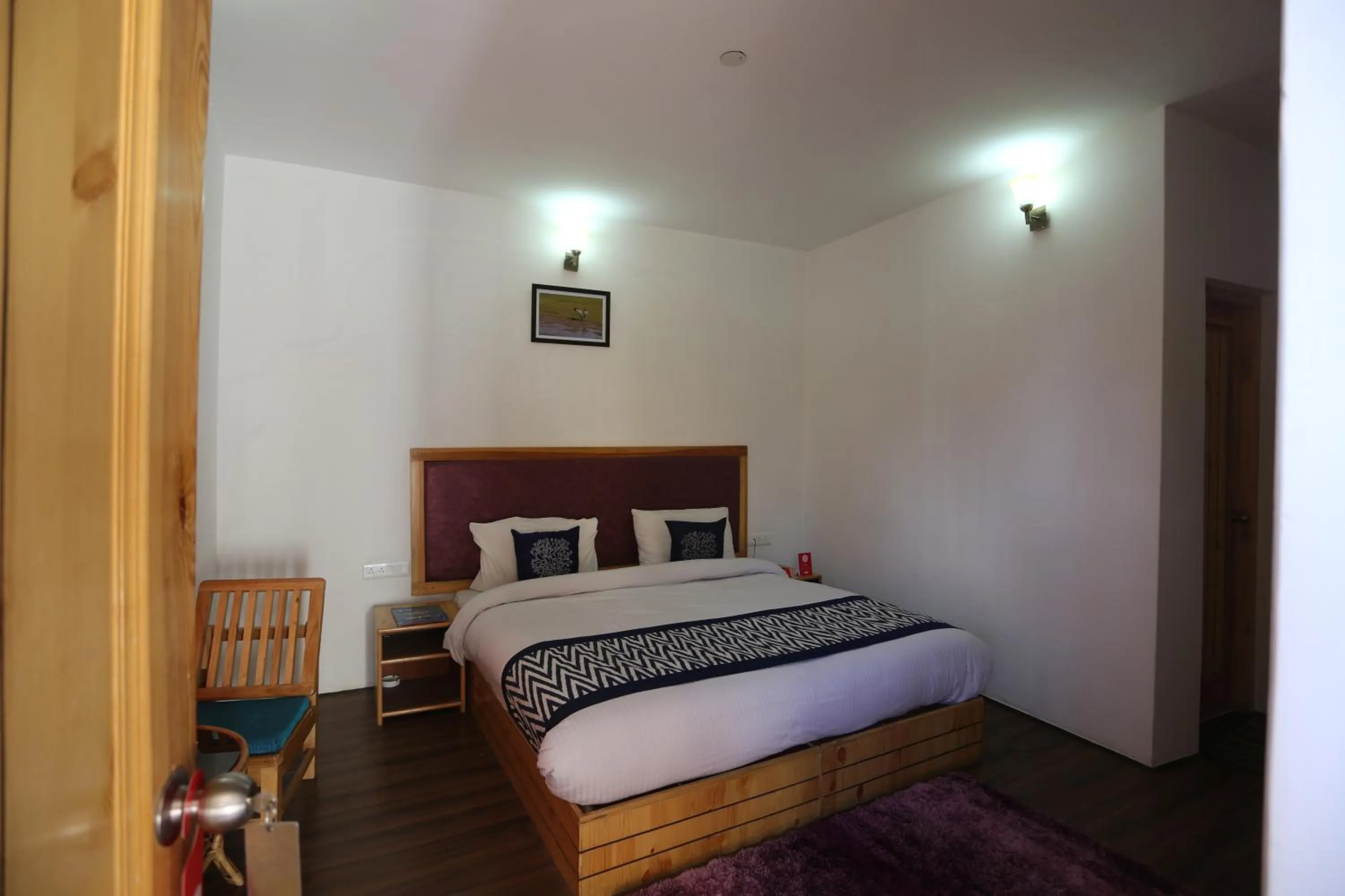 Bedroom, Bed in Hotel Lhalingkha