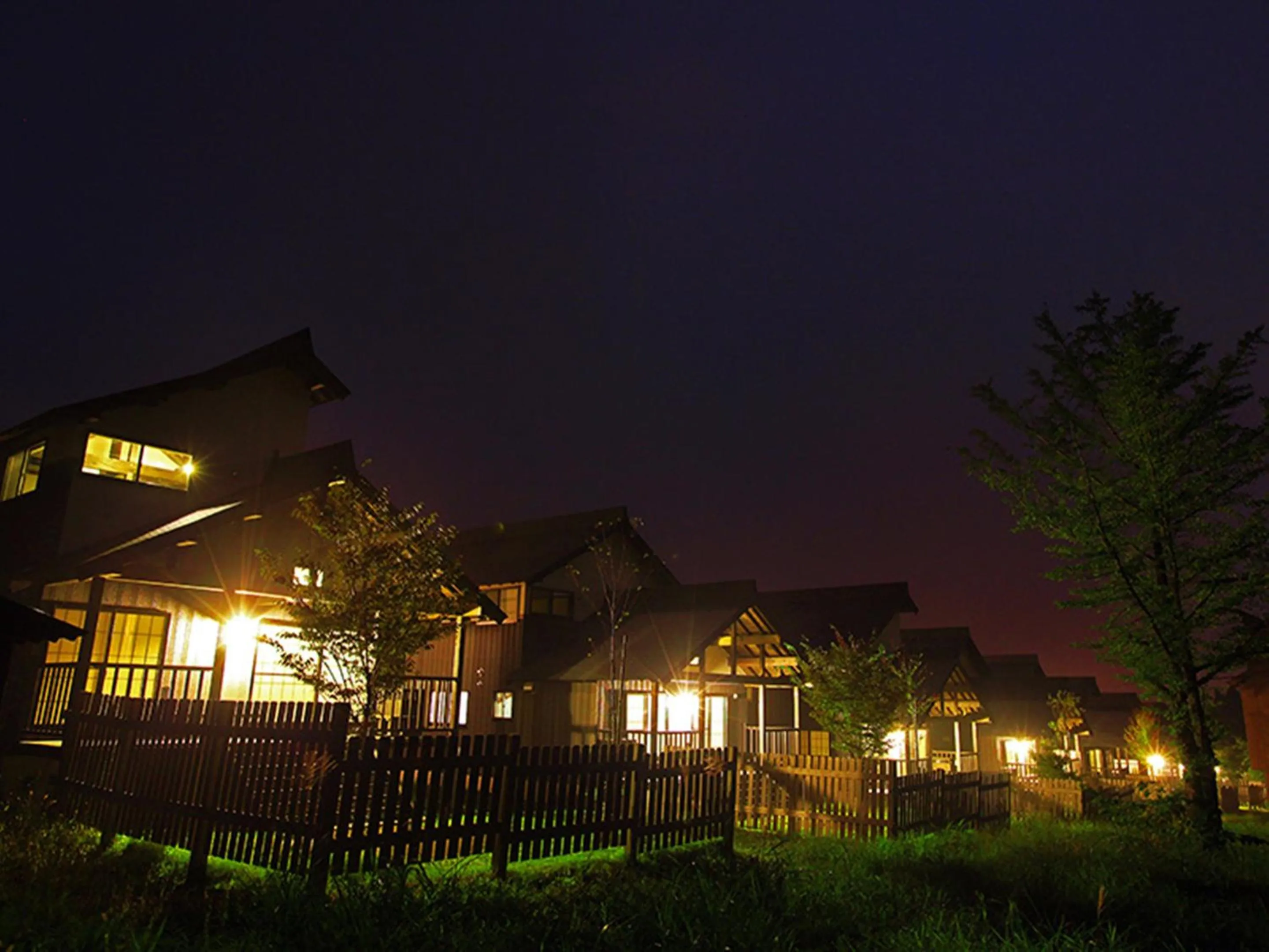 Property building in Nagomiya Hirugano