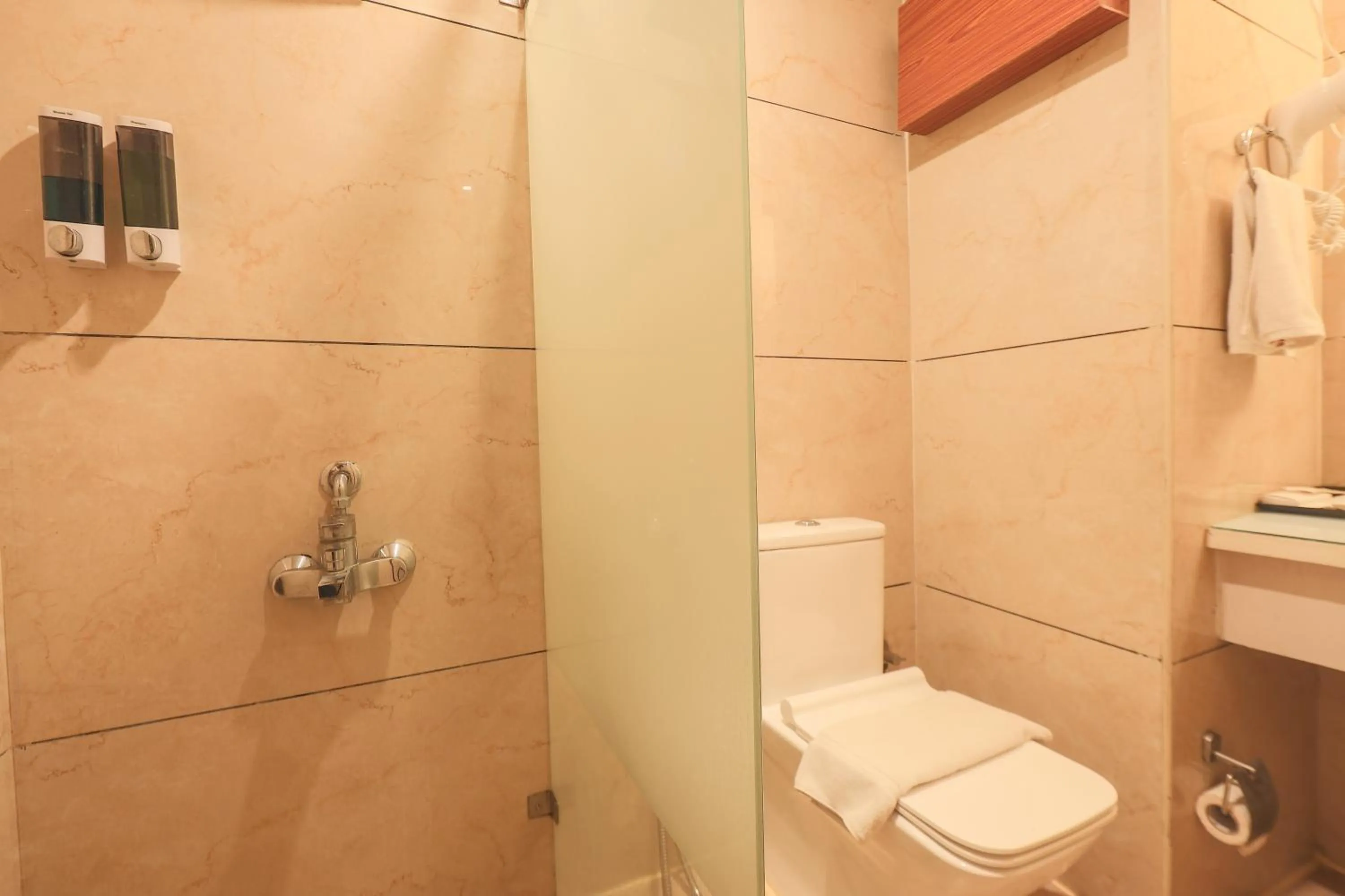 Happy Stays Whitefield