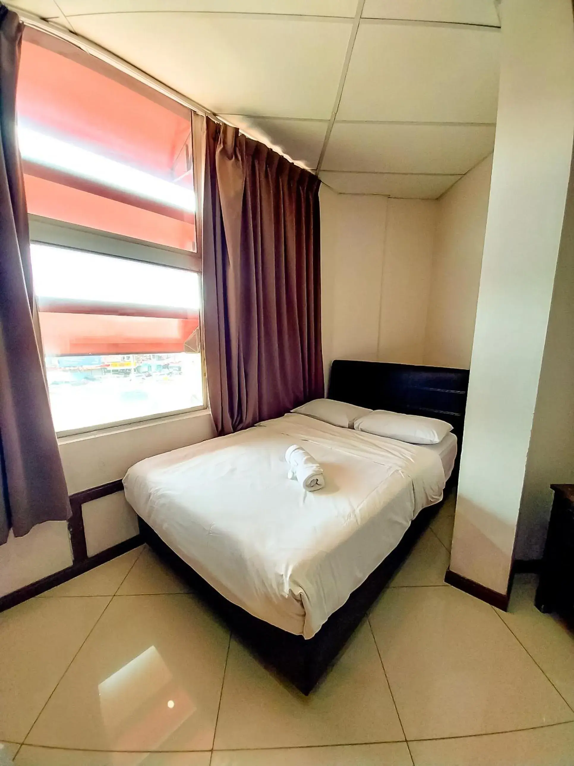 Standard Single Room - single occupancy in MB Budget Hotel Standard Single Room - single occupancy in MB Budget Hotel