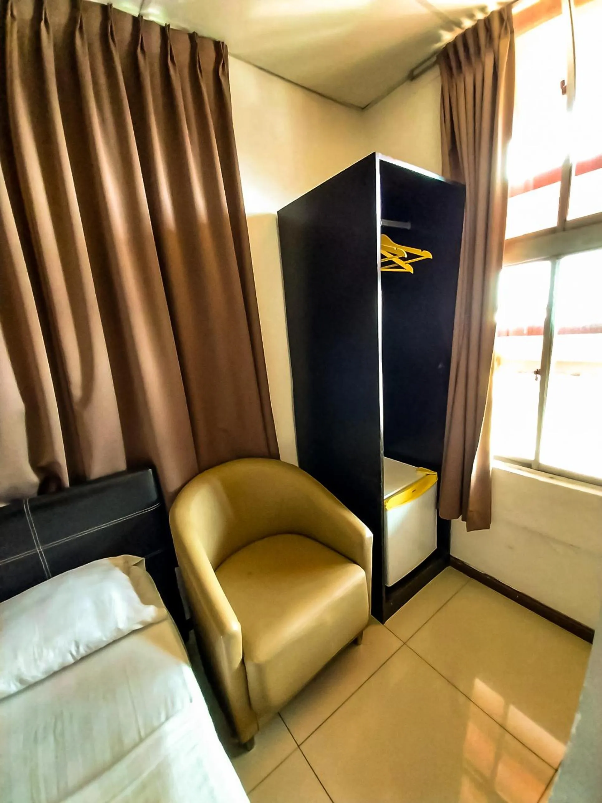 Living room in MB Budget Hotel