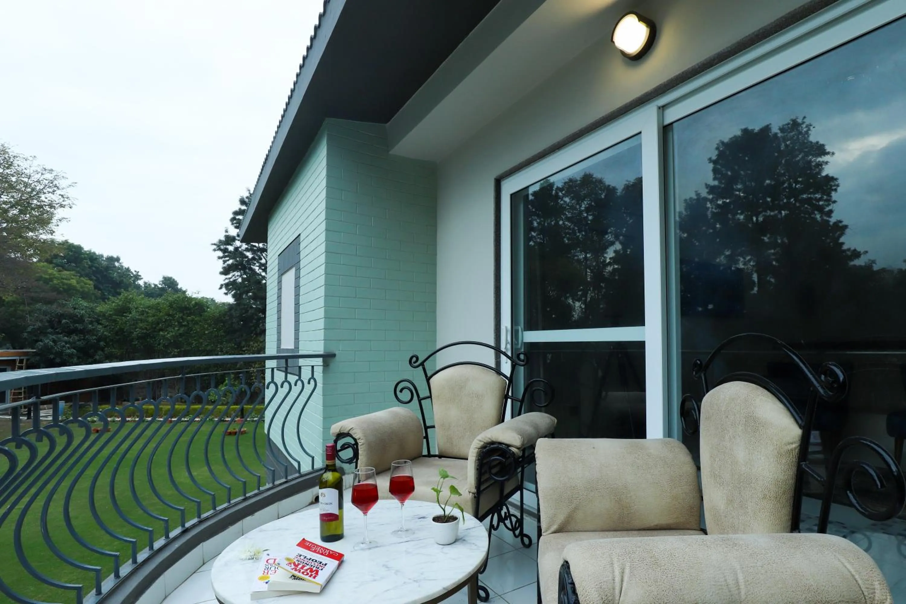 Patio in ELIVAAS 6 BHK Farmstay with Pvt Pool & Garden - Esh