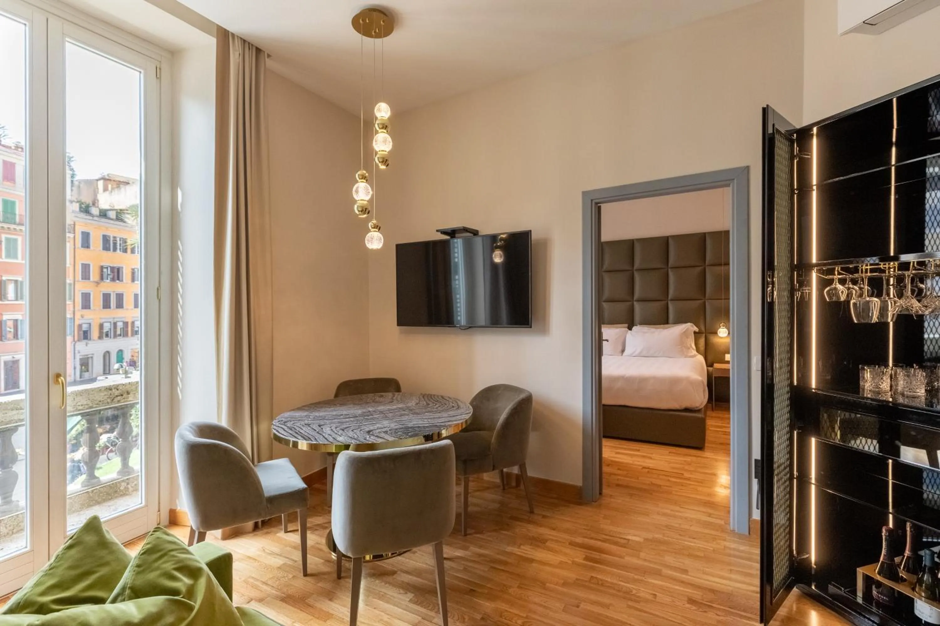 TV and multimedia, Bed in Residenza Pierret