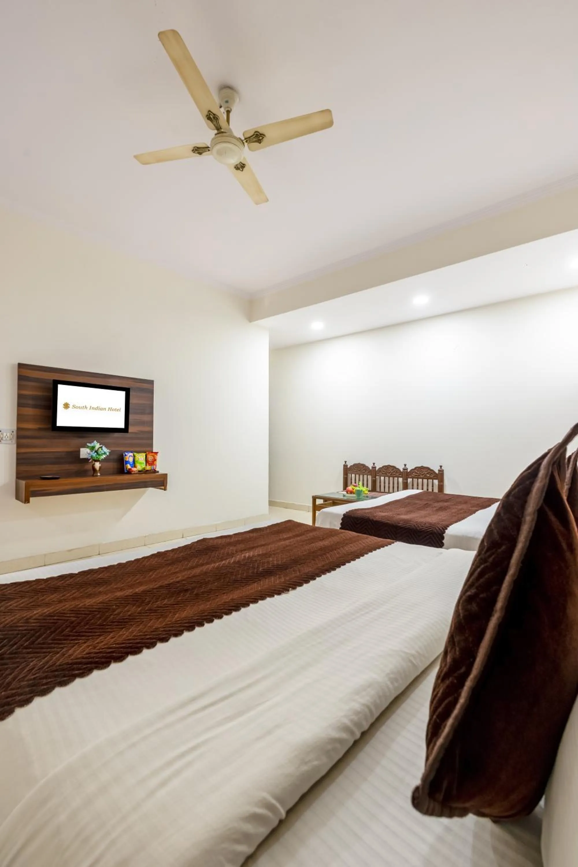 Bed in Hotel South Indian