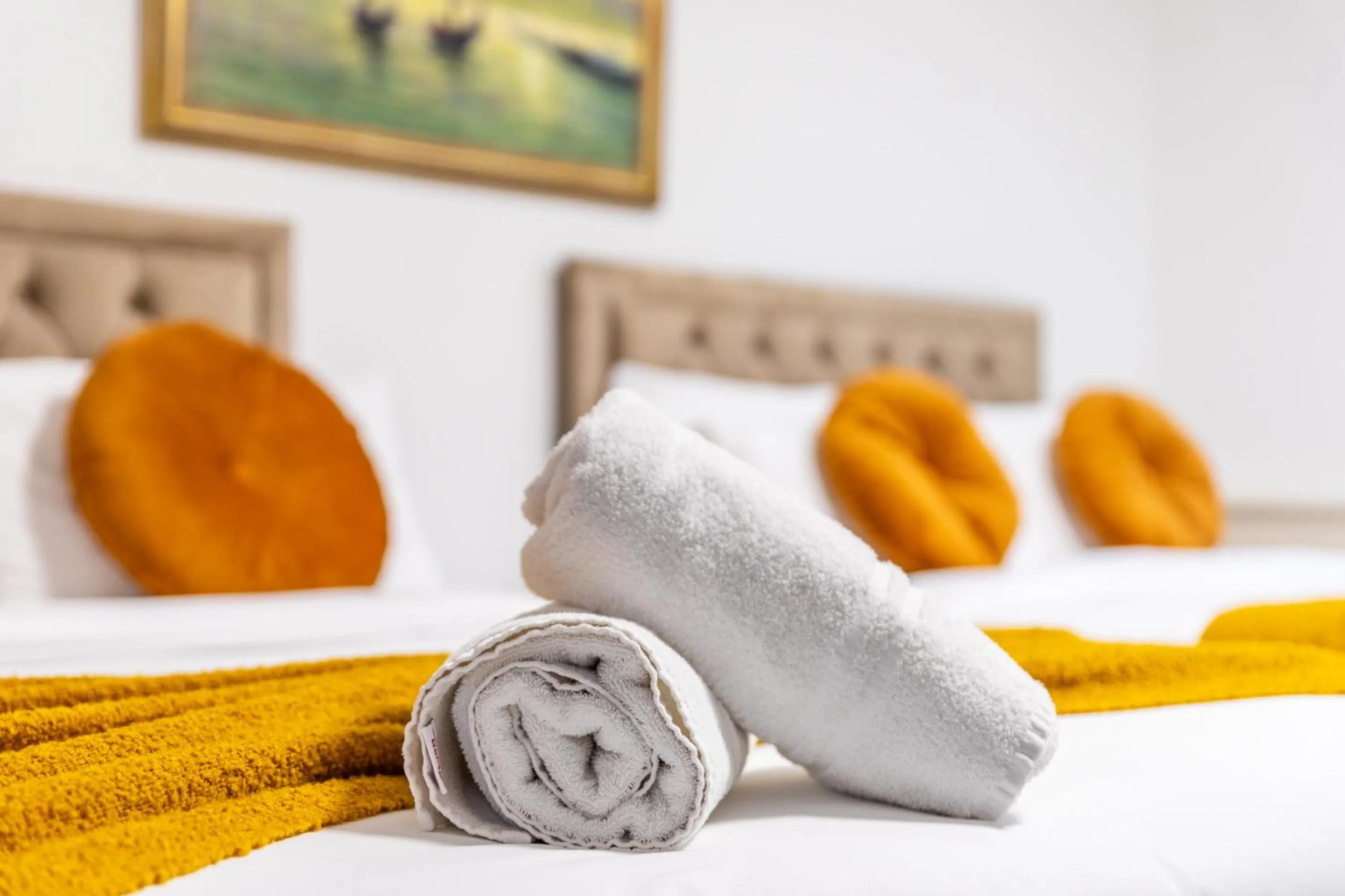 Bedroom, Bed in Mayfair Residences