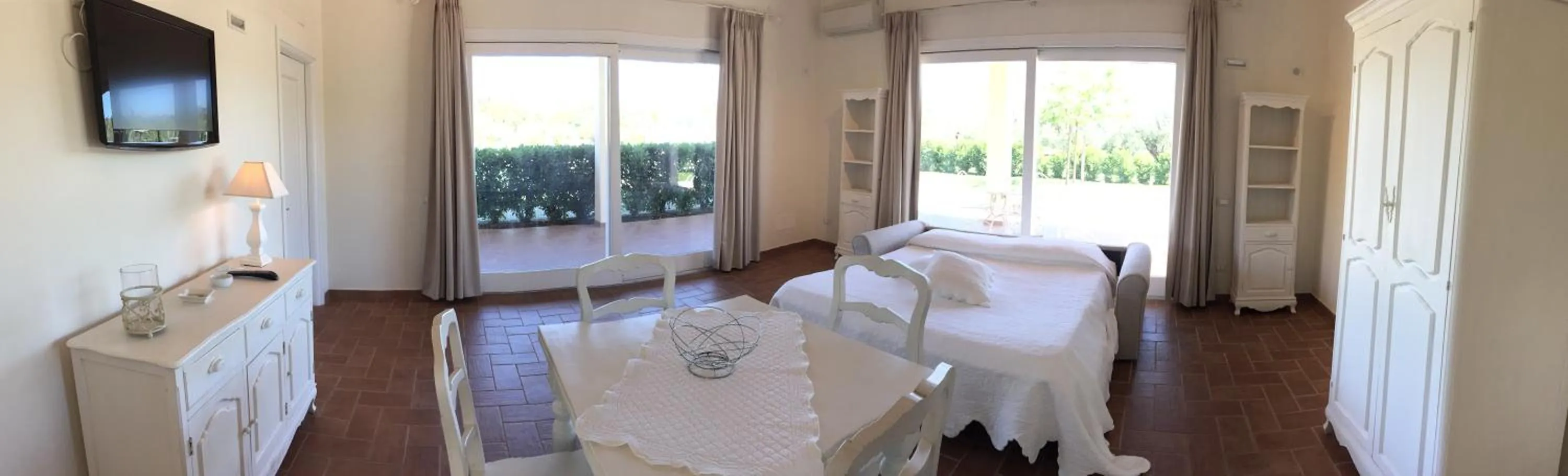 Dining area in Relais Le Fornacelle