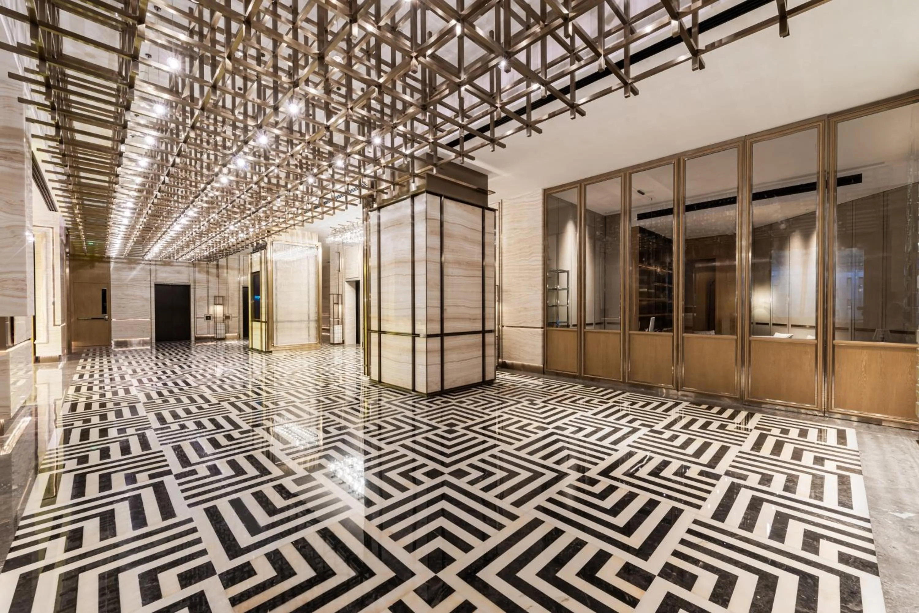 Property building in Narcissus The Royal Hotel