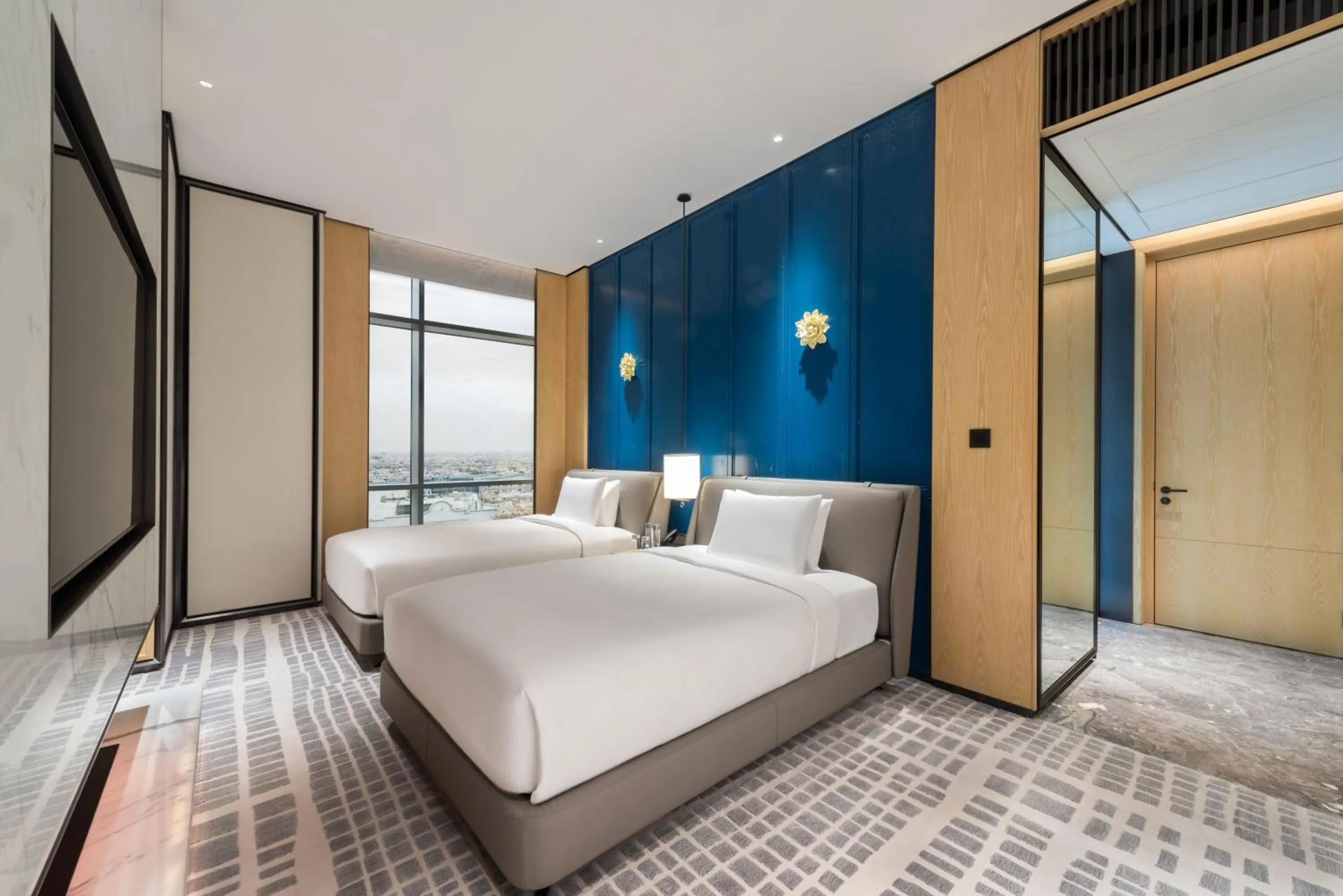 Bedroom, Bed in Narcissus The Royal Hotel