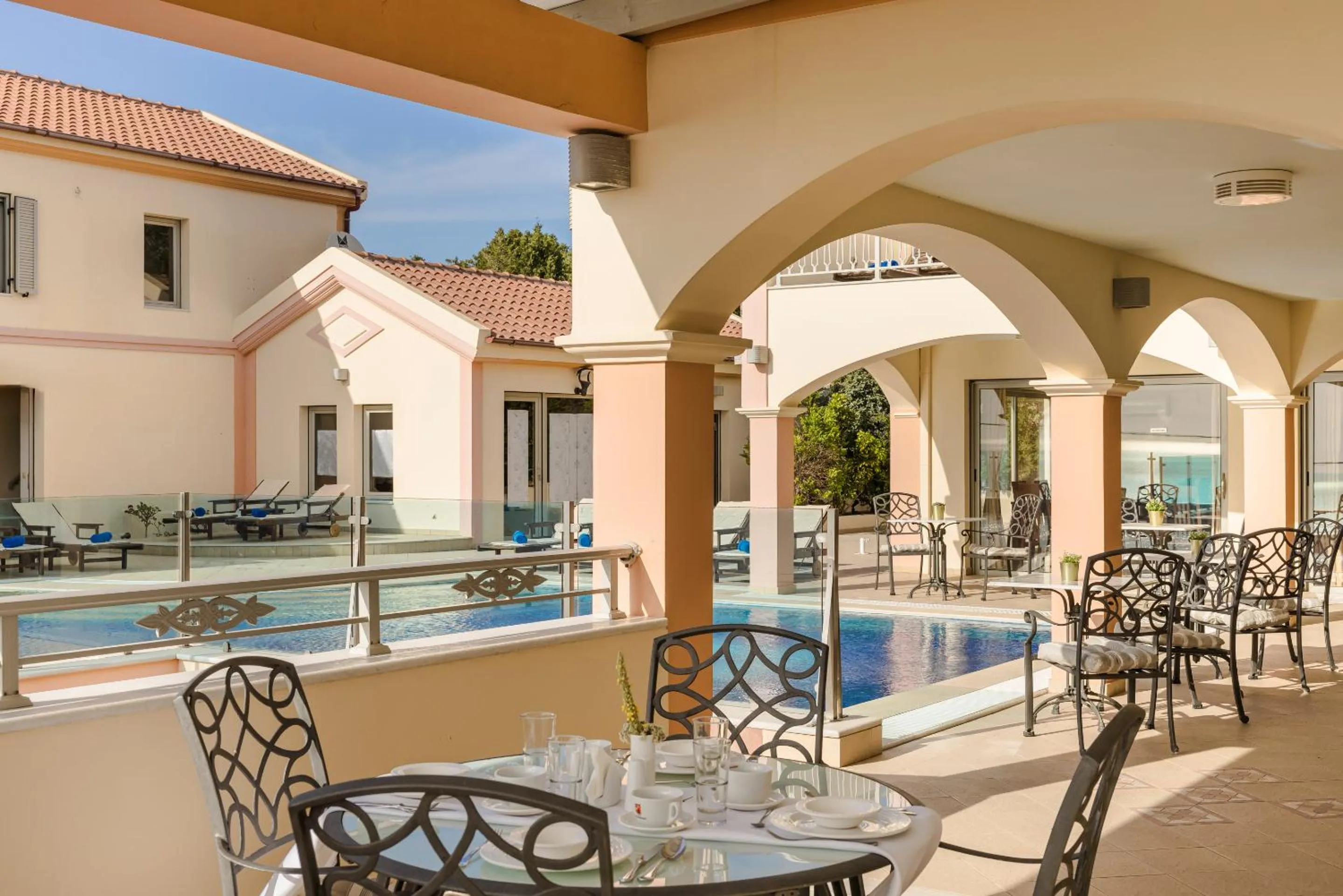 Patio in Belle View Hotel - Sea View & Sunset