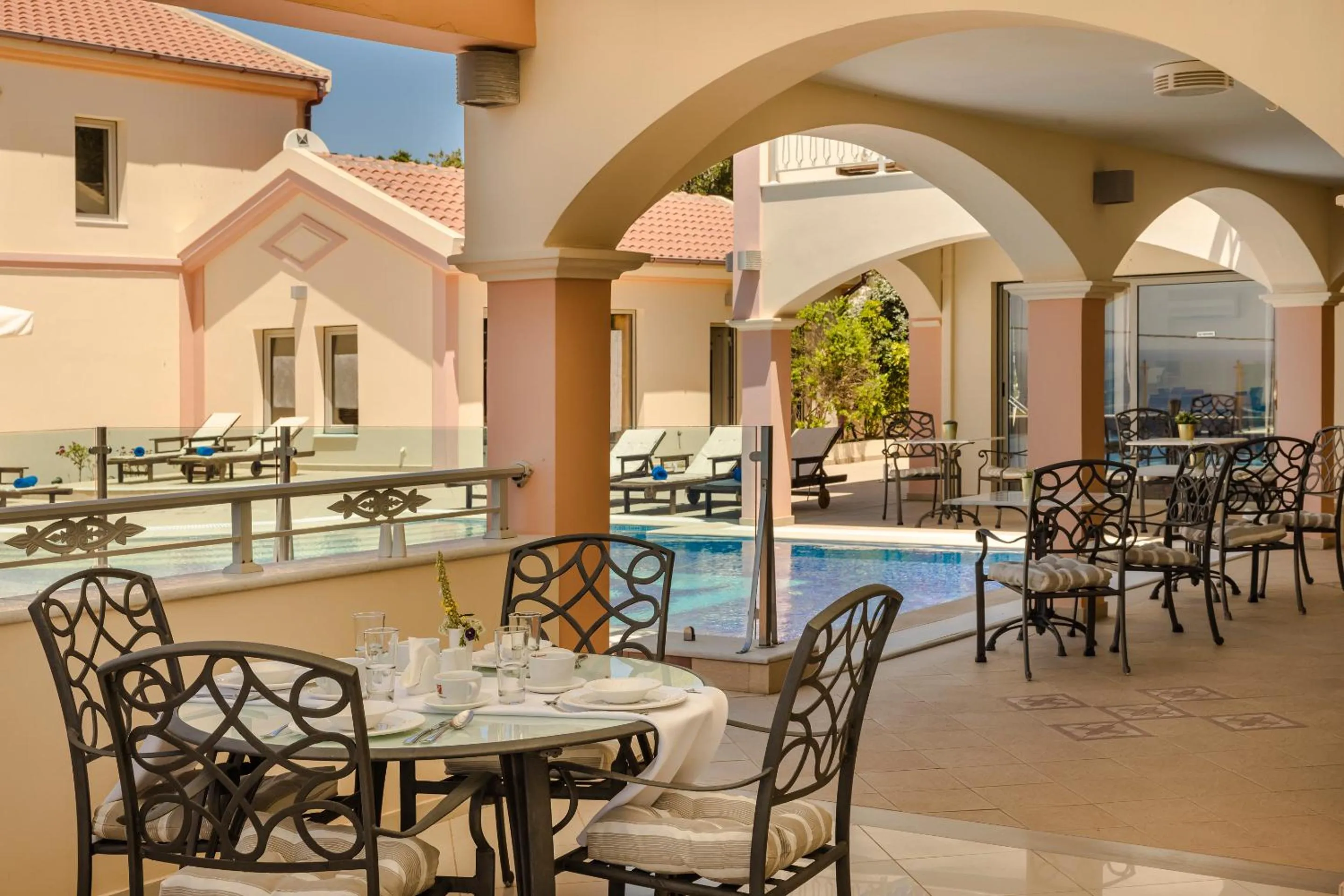 Patio in Belle View Hotel - Sea View & Sunset