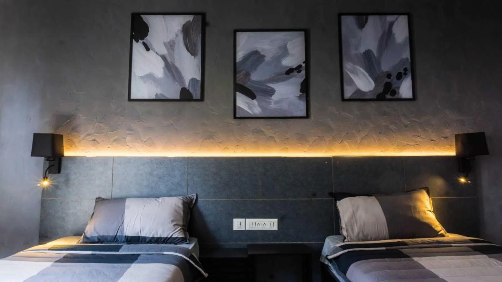 Bedroom, Bed in Collection O Local Square | Whitefield