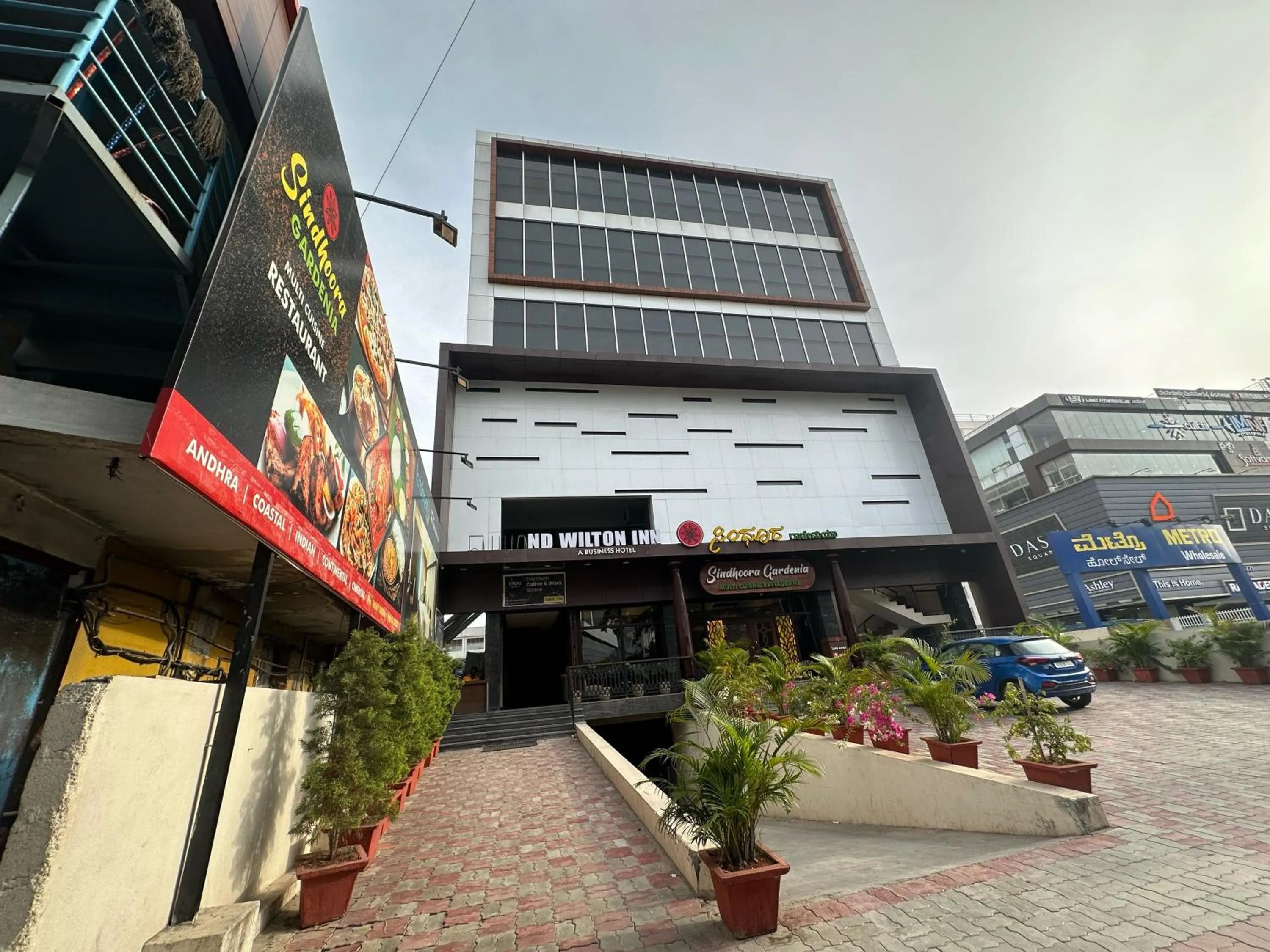 Facade/entrance in Collection O Local Square | Whitefield