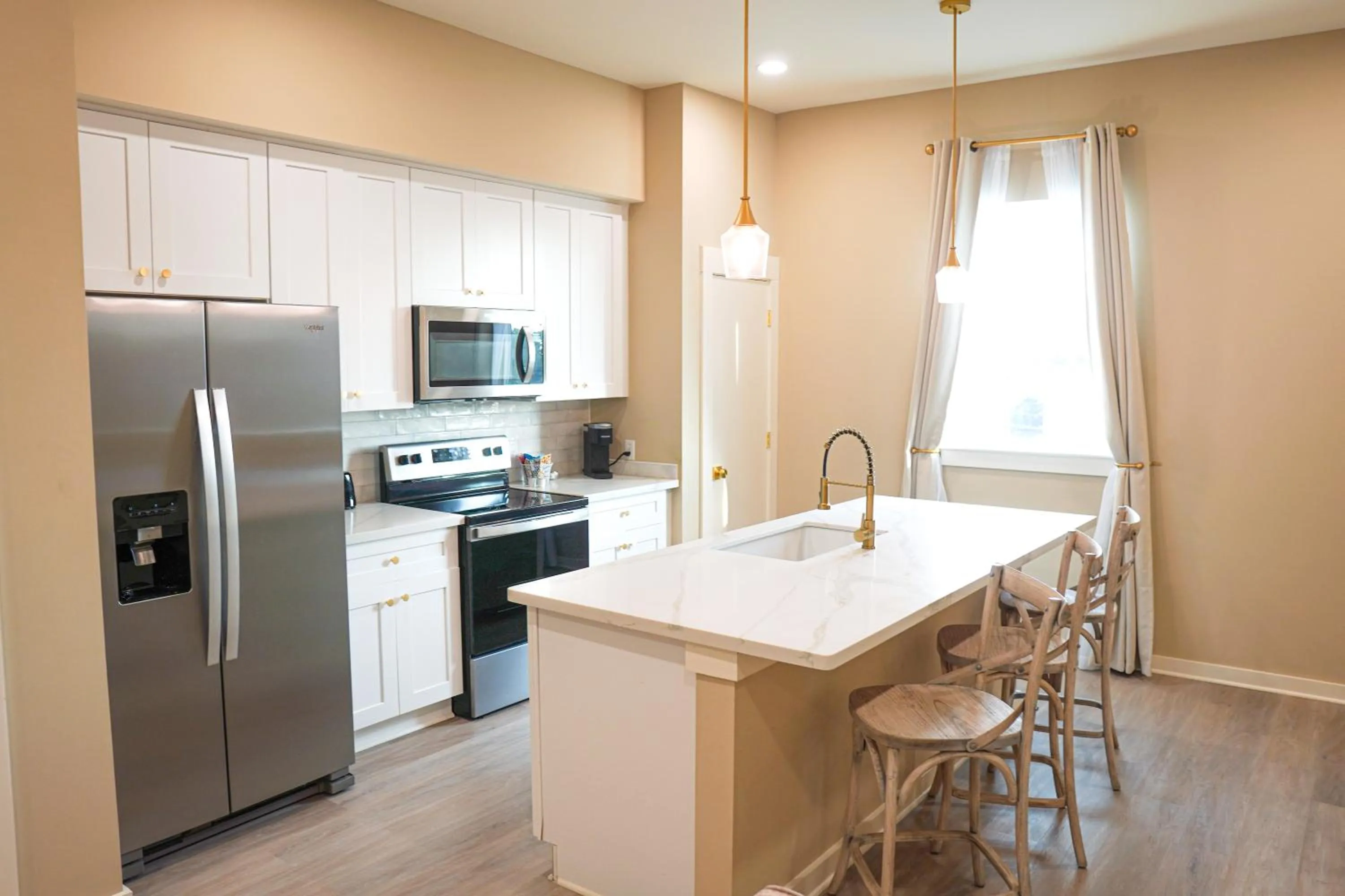 Hotel Whiskey in Pascagoula