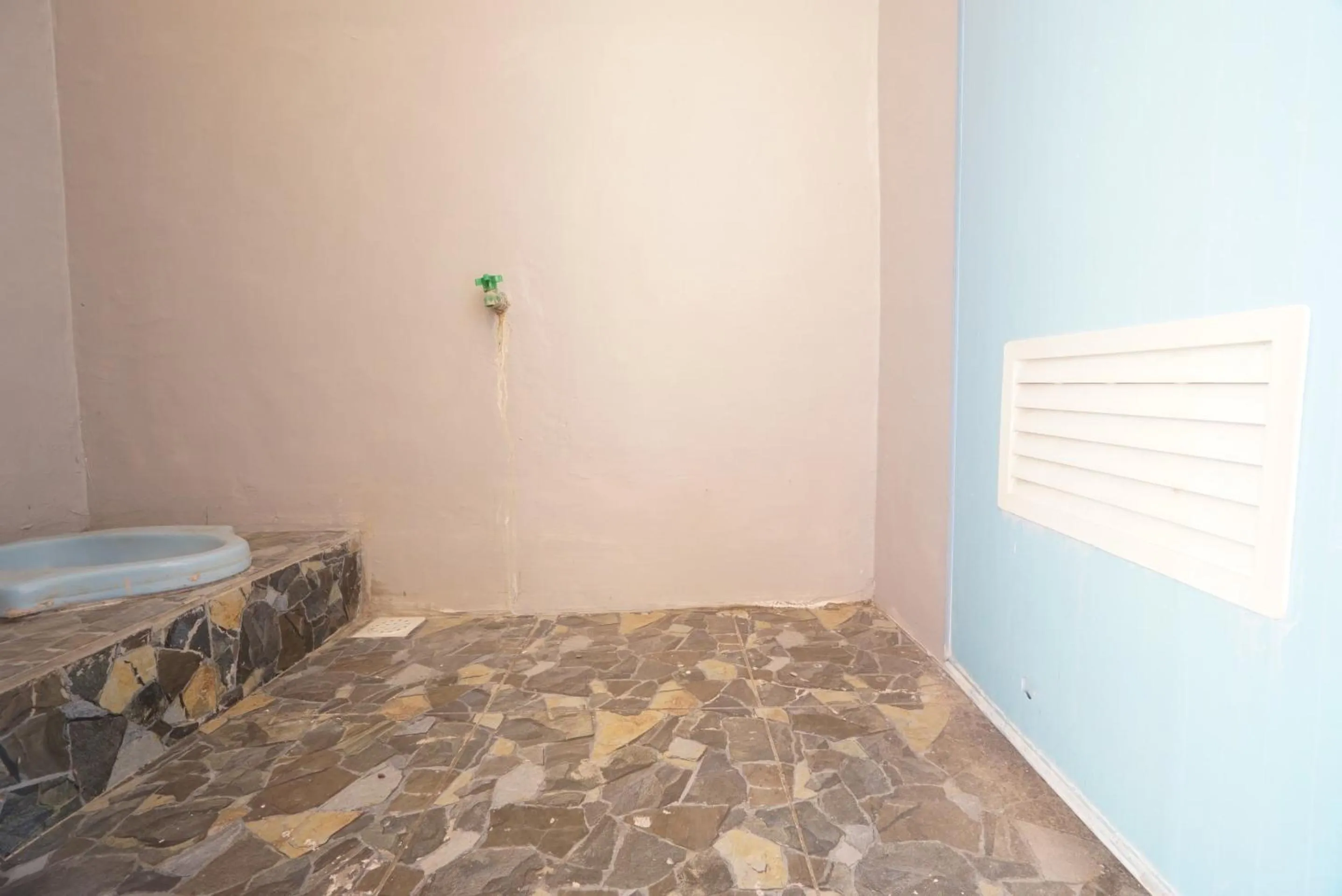 Bathroom in Hotel O Homestay Bu Sun SyariahNearTaman Rekreasi & Pemandian Taman Suruh