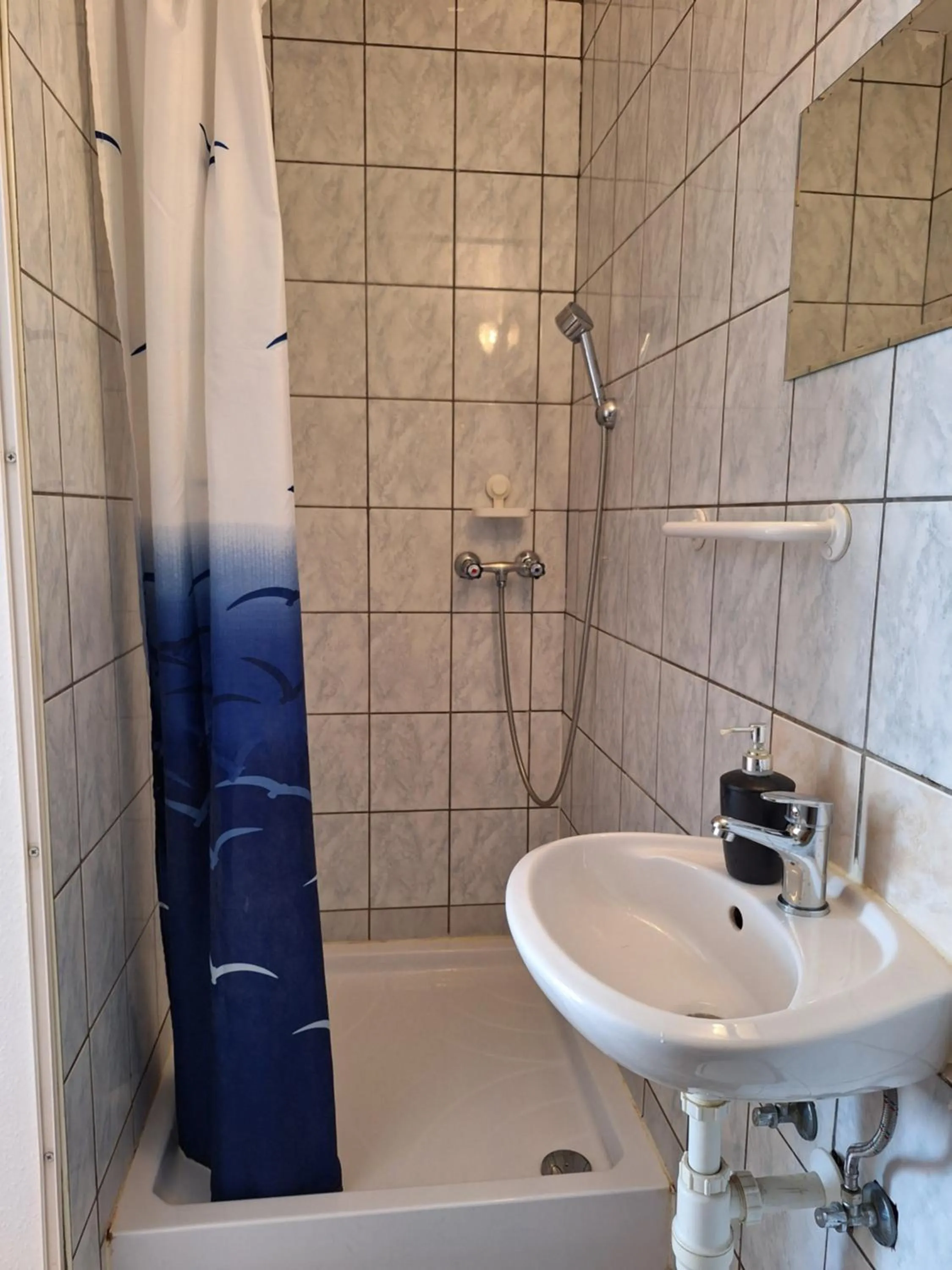 Shower in Lila Akác Vendégház Esztergom