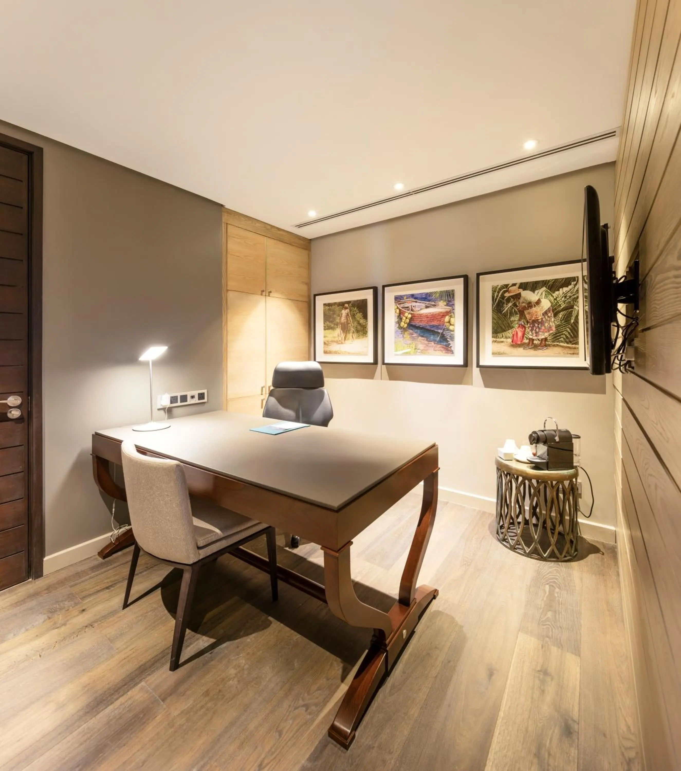 Coffee/tea facilities in Eden Bleu Hotel