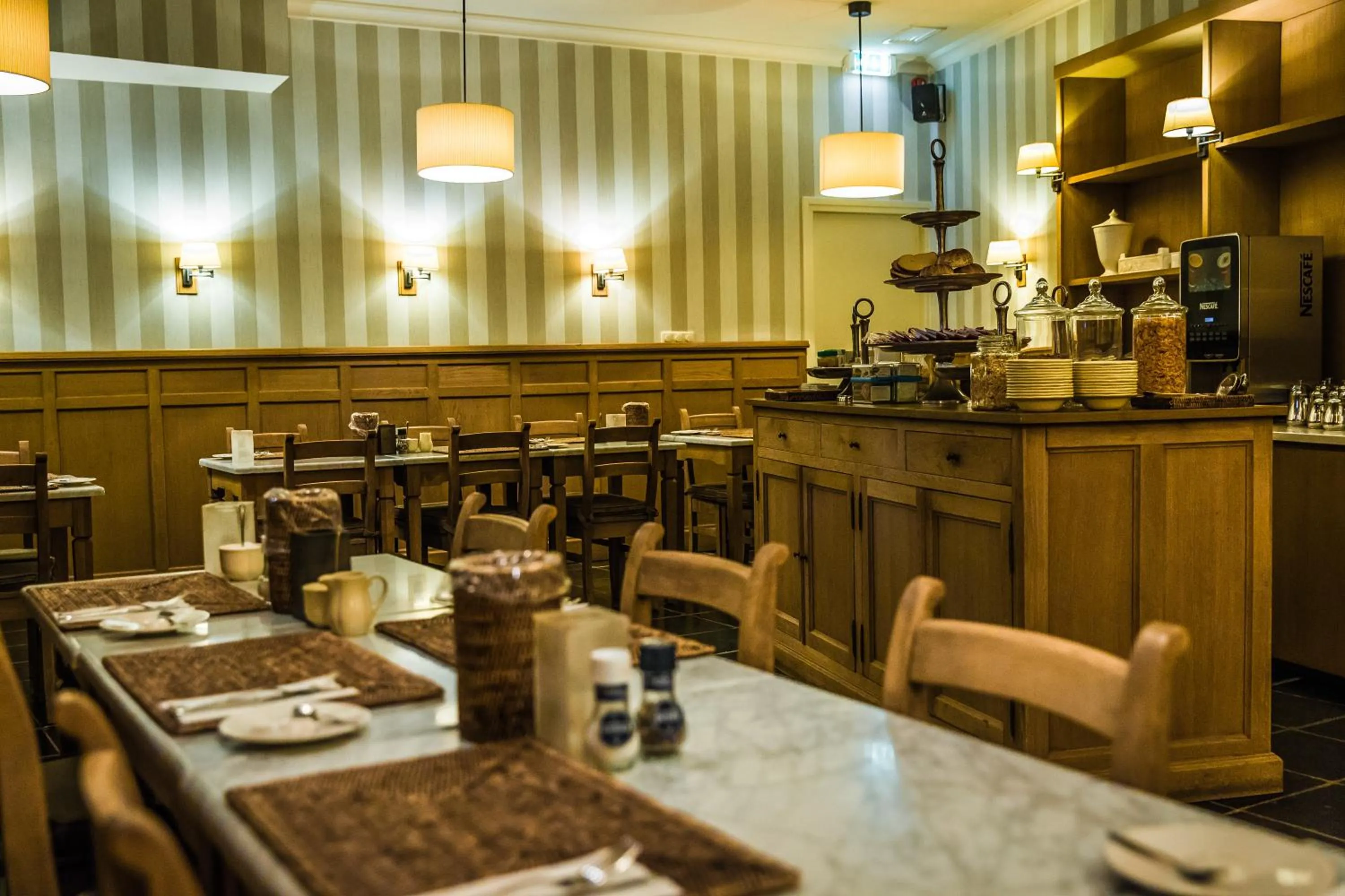 Breakfast in Hotel De Limbourg