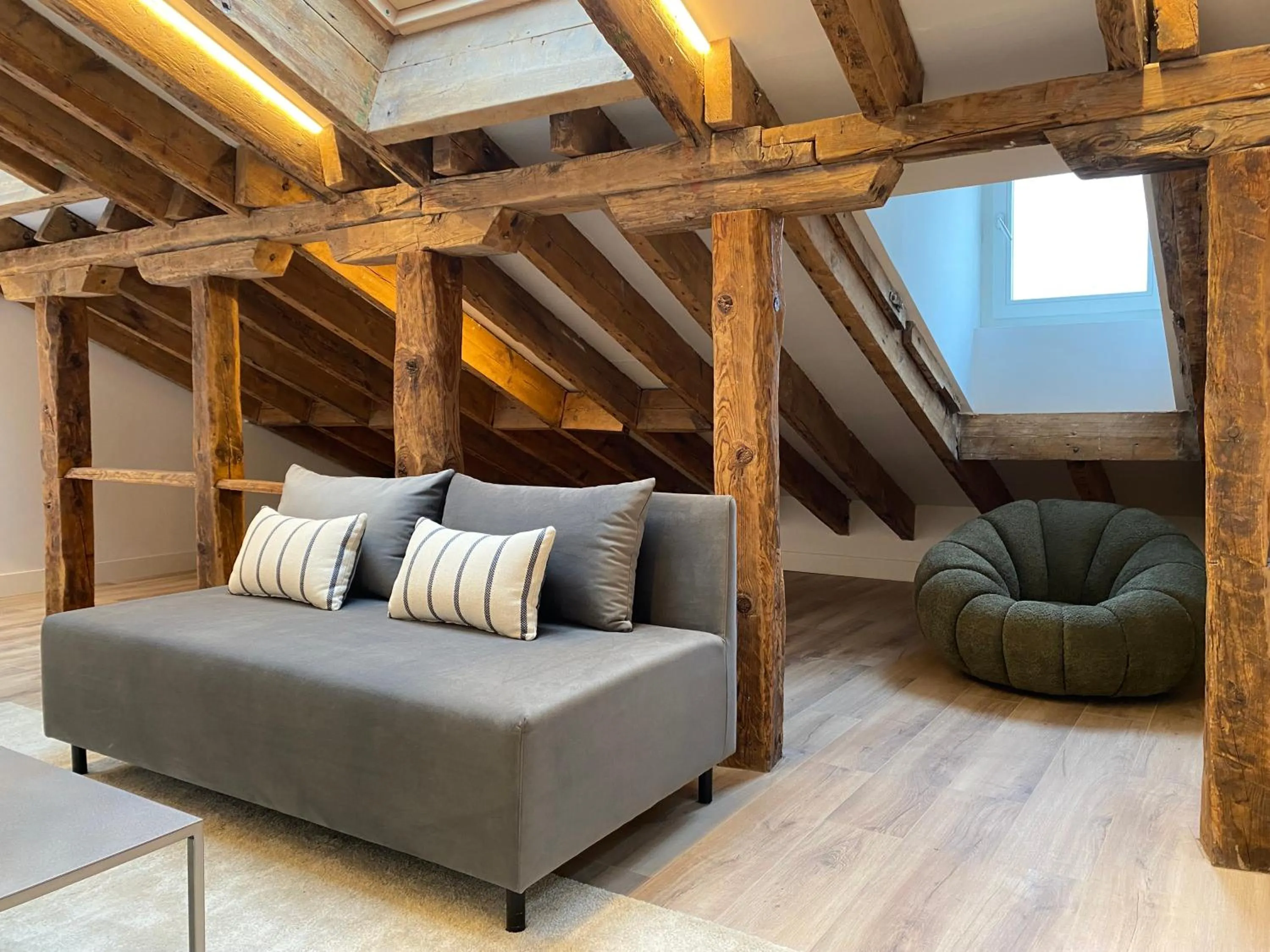 Living room in Fomento by Wynwood House