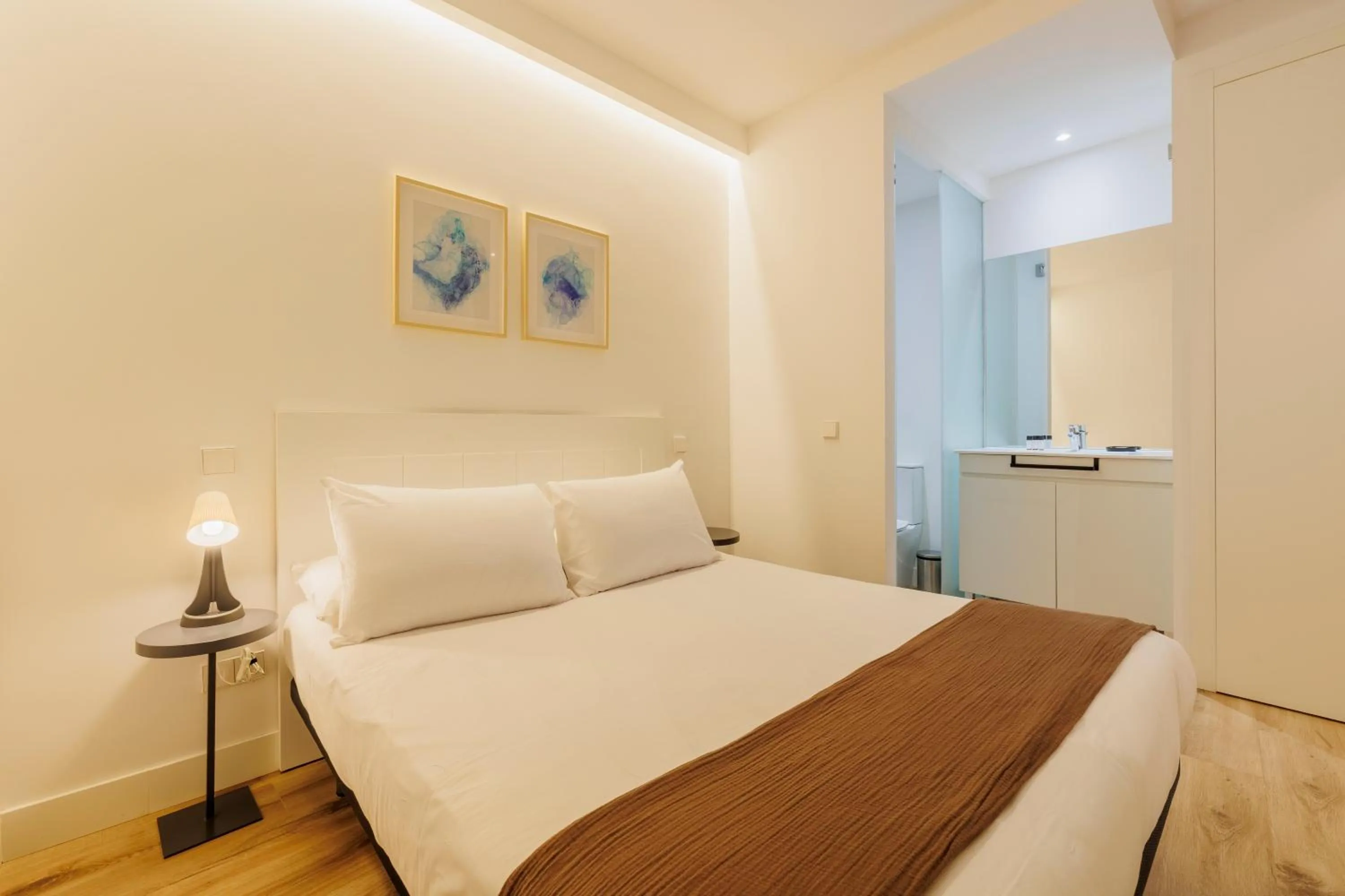 Bedroom, Bed in Fomento by Wynwood House