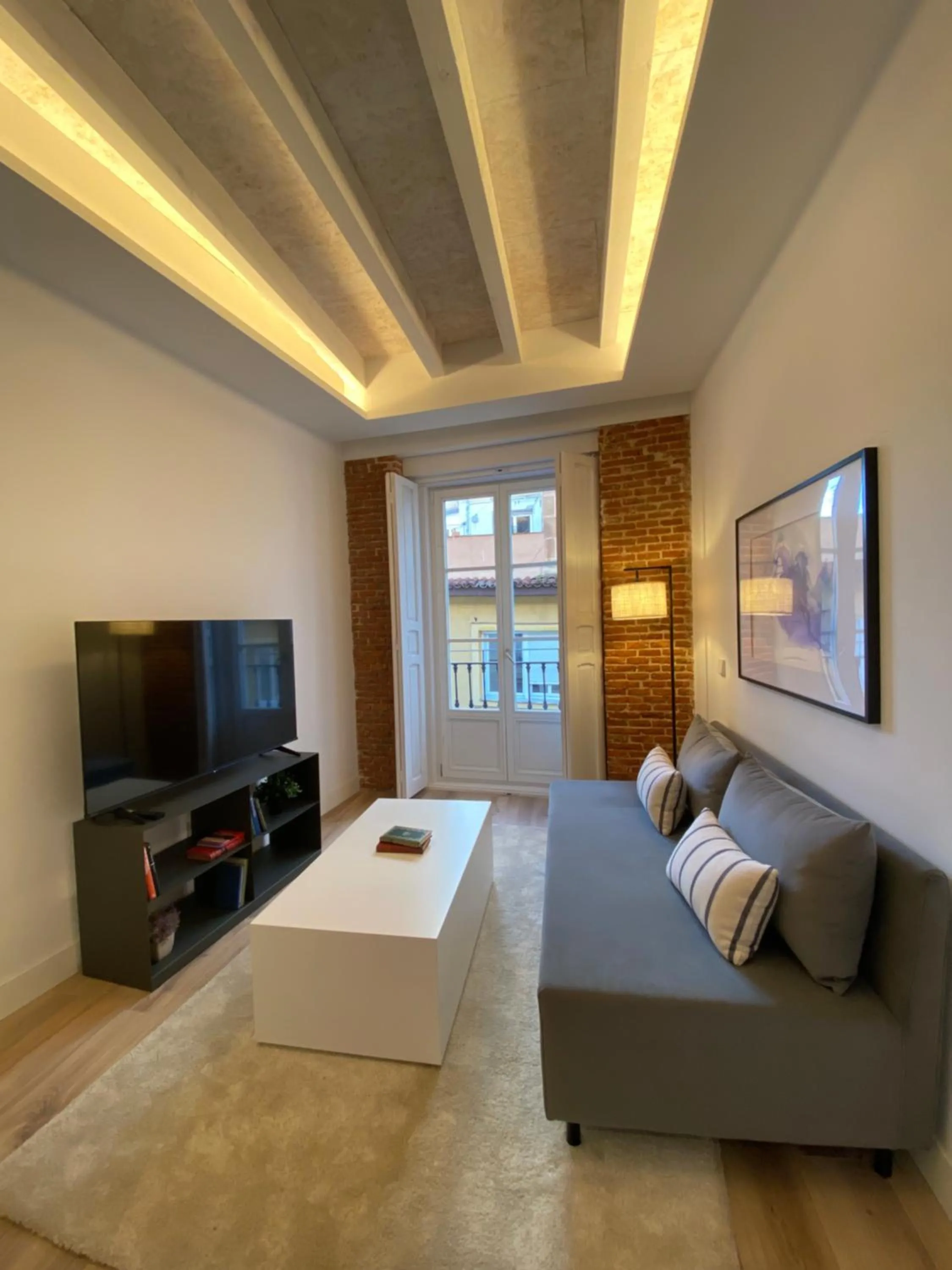 Living room in Fomento by Wynwood House