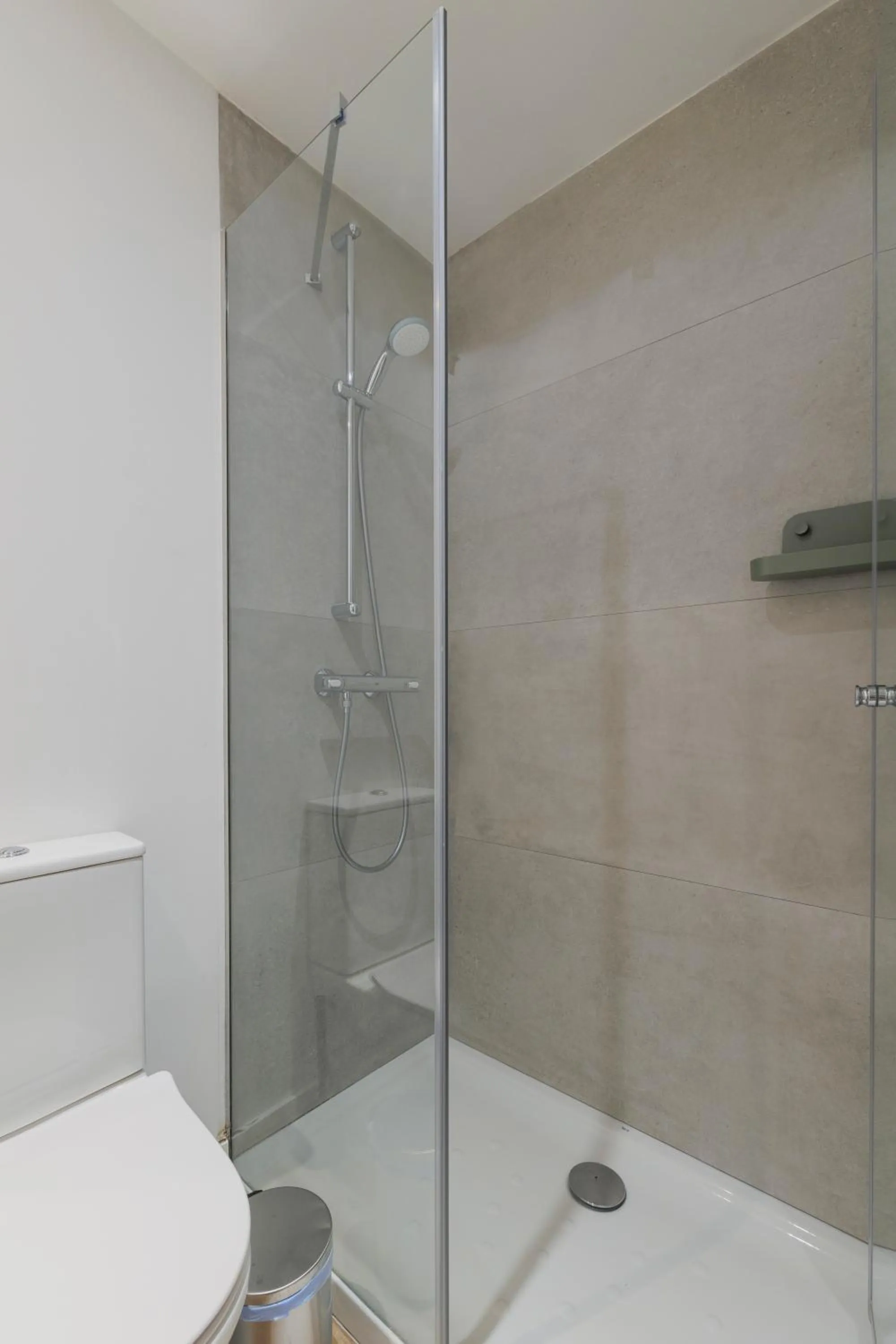 Shower in Fomento by Wynwood House