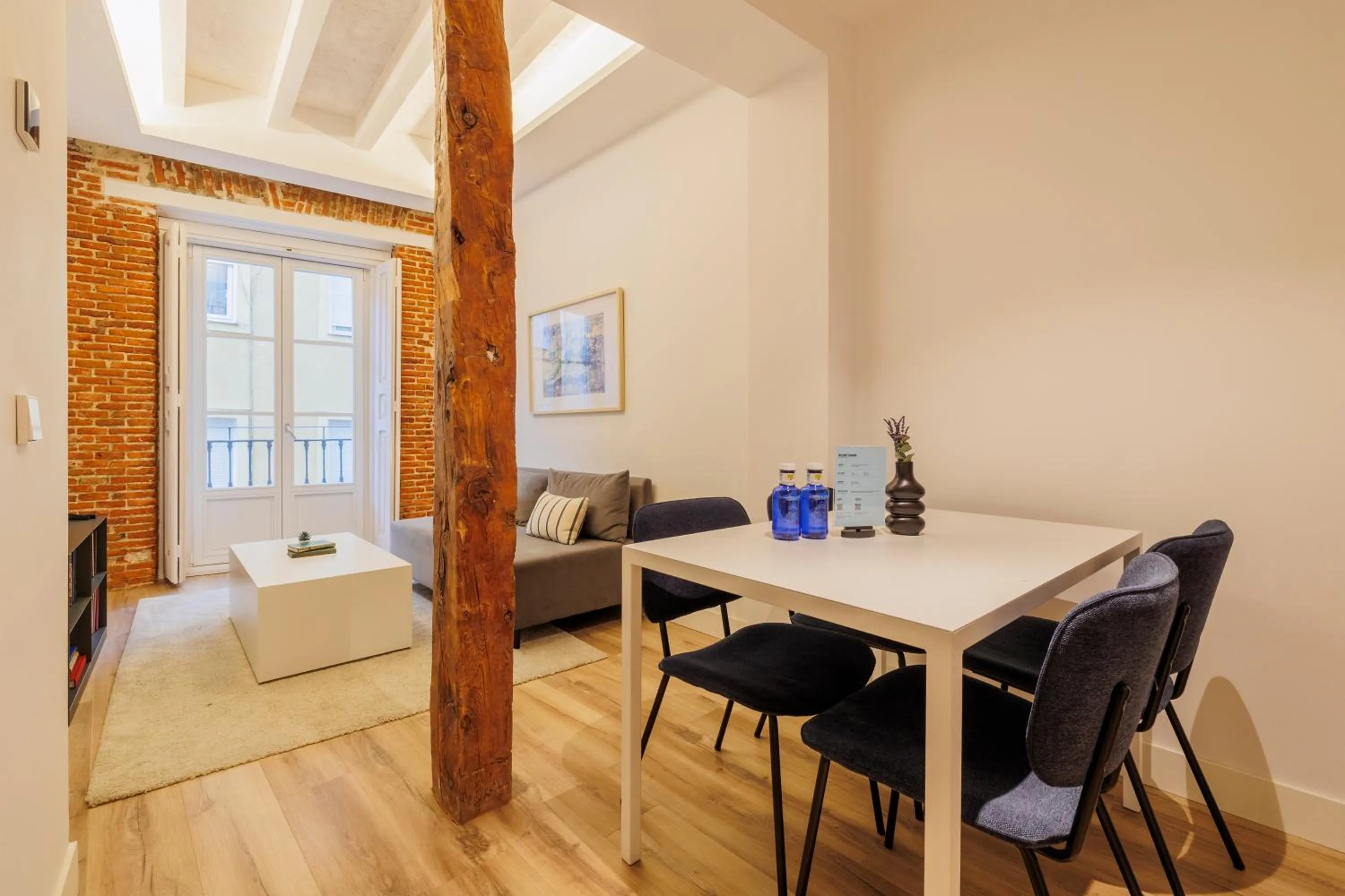 Dining area in Fomento by Wynwood House