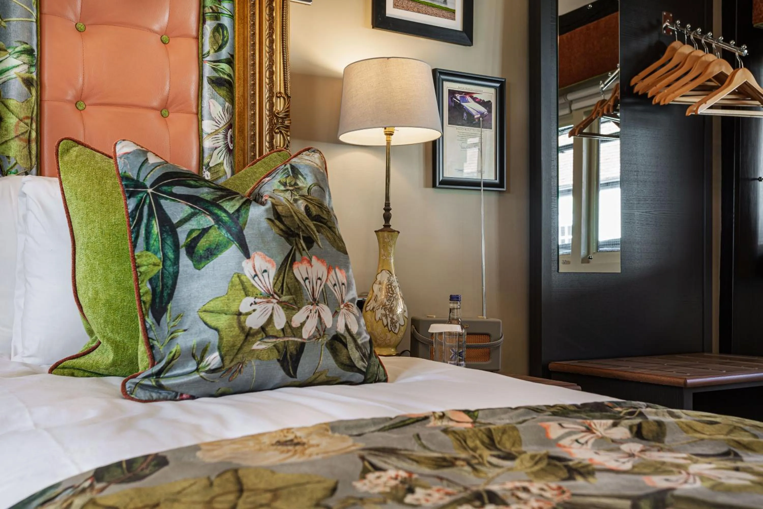 Bed in The George Hotel, Dorchester-on-Thames, Oxfordshire - The Coaching Inn Group